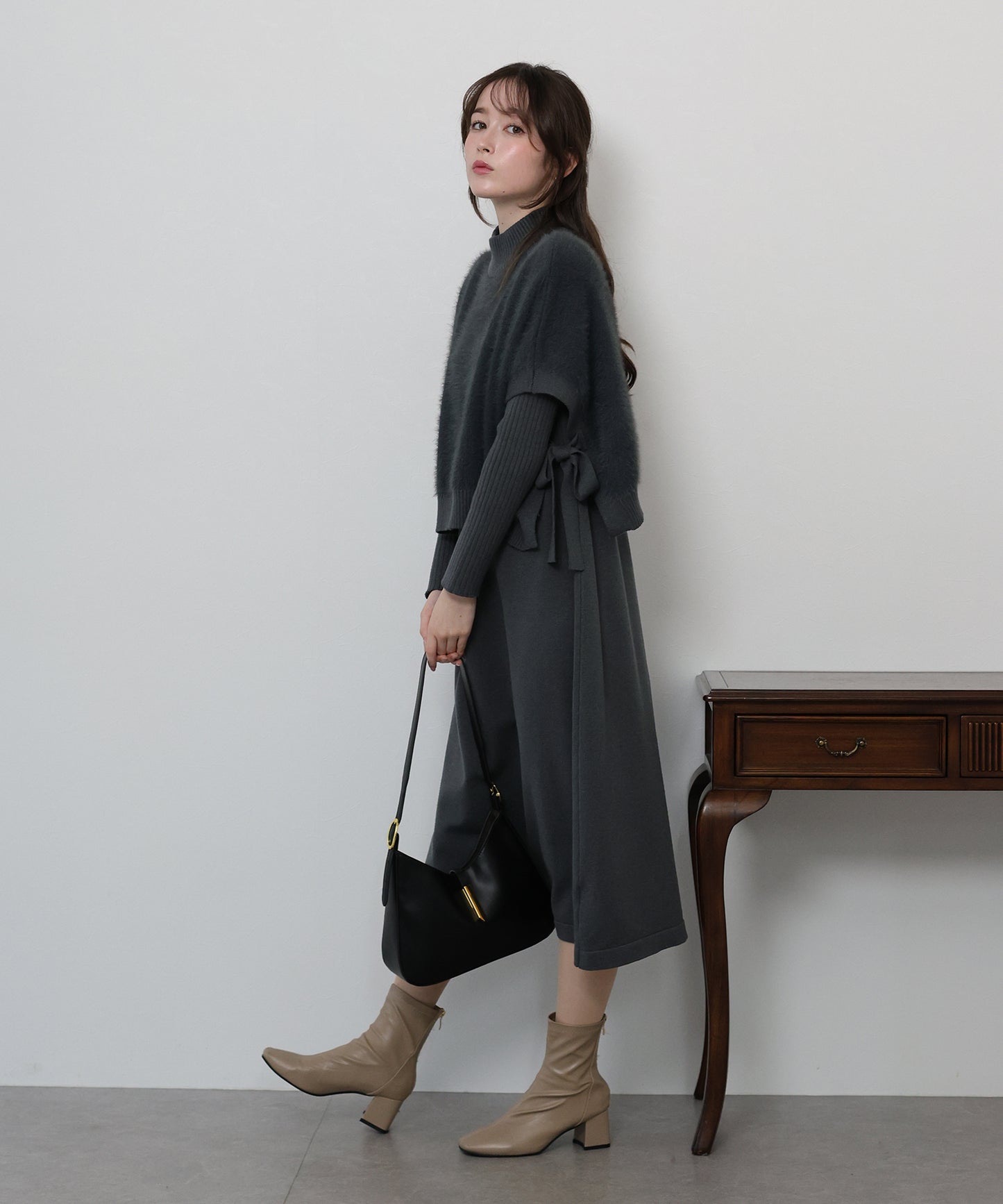 【TIME SALE】選べる2丈・吸湿発熱・リボンケープニットベスト＆リブニットワンピース