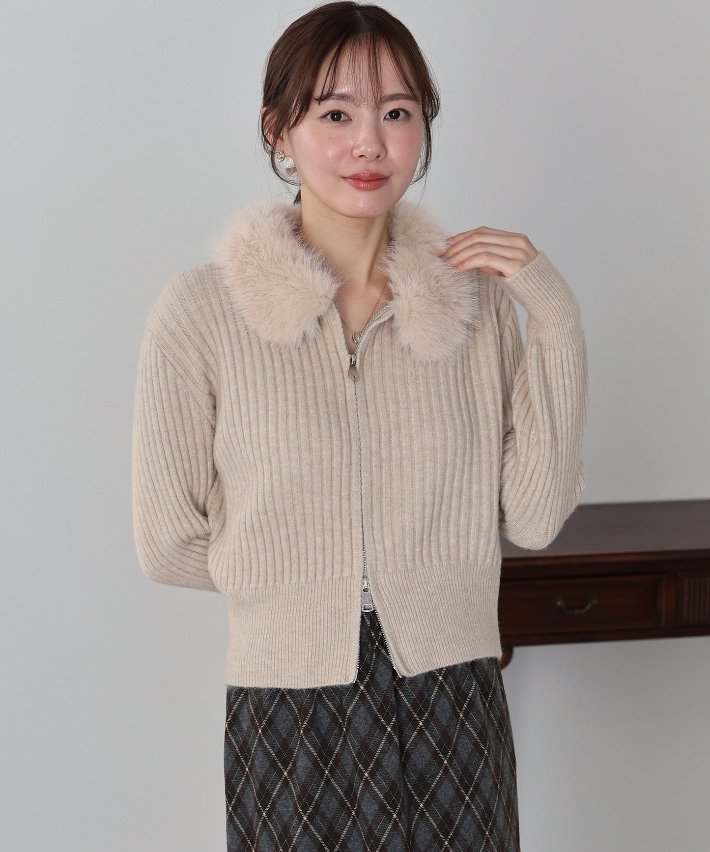 【早割5％OFF】ファー襟ダブルジップニット