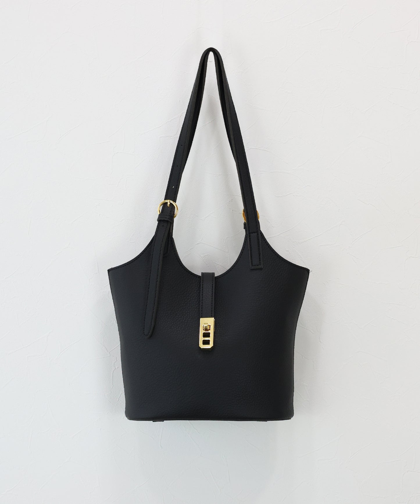 フェイクレザートートバッグ