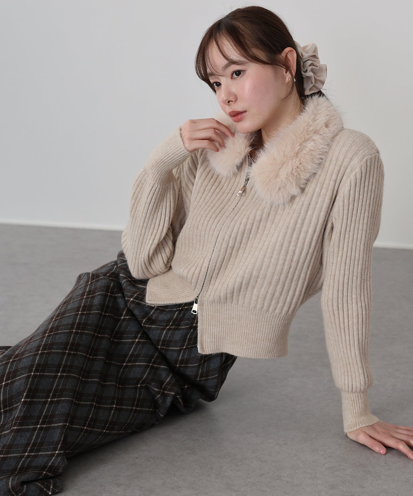 【早割5％OFF】ファー襟ダブルジップニット