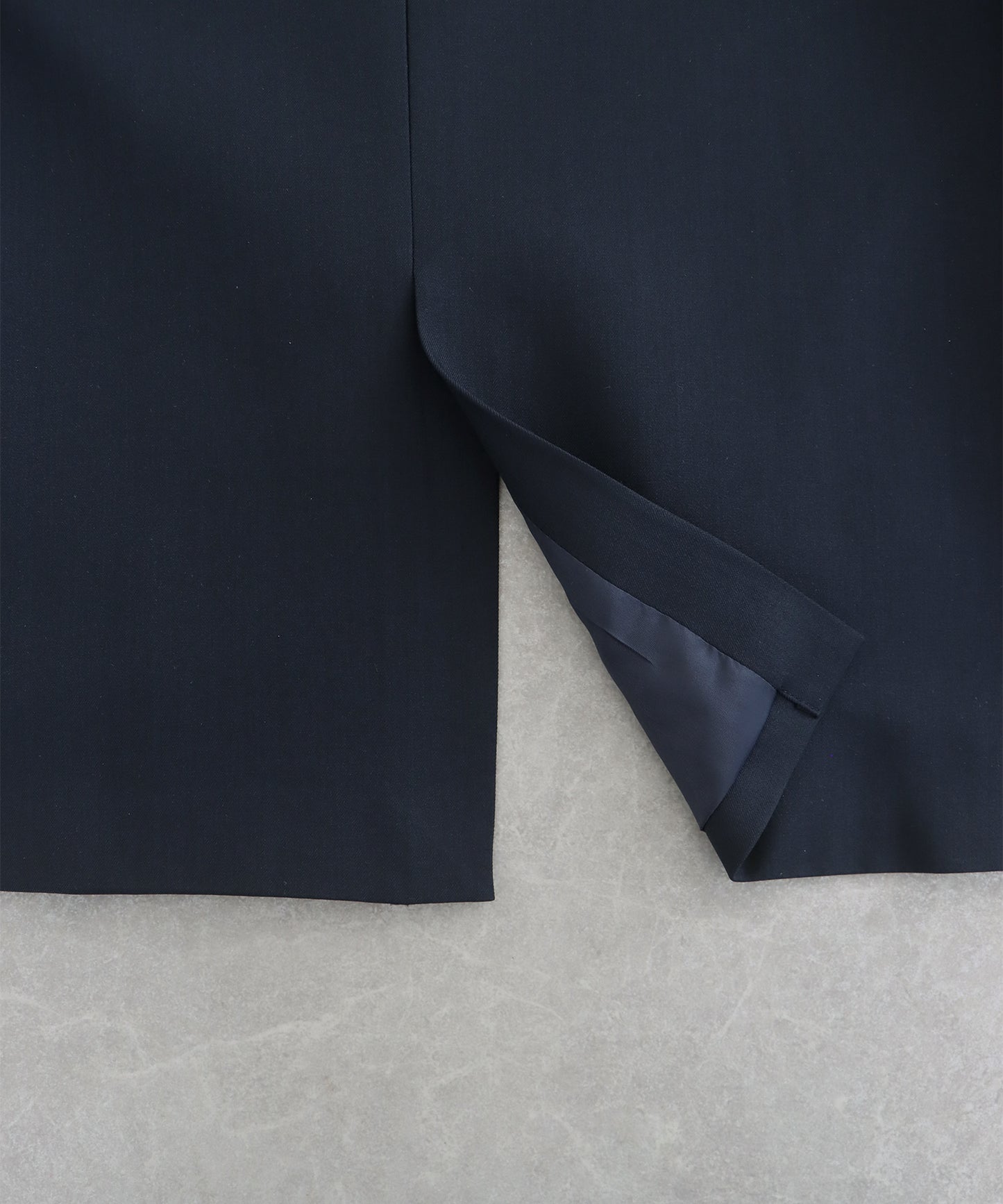 ニュアンスボタンテーラードジレ[ J by blue ]