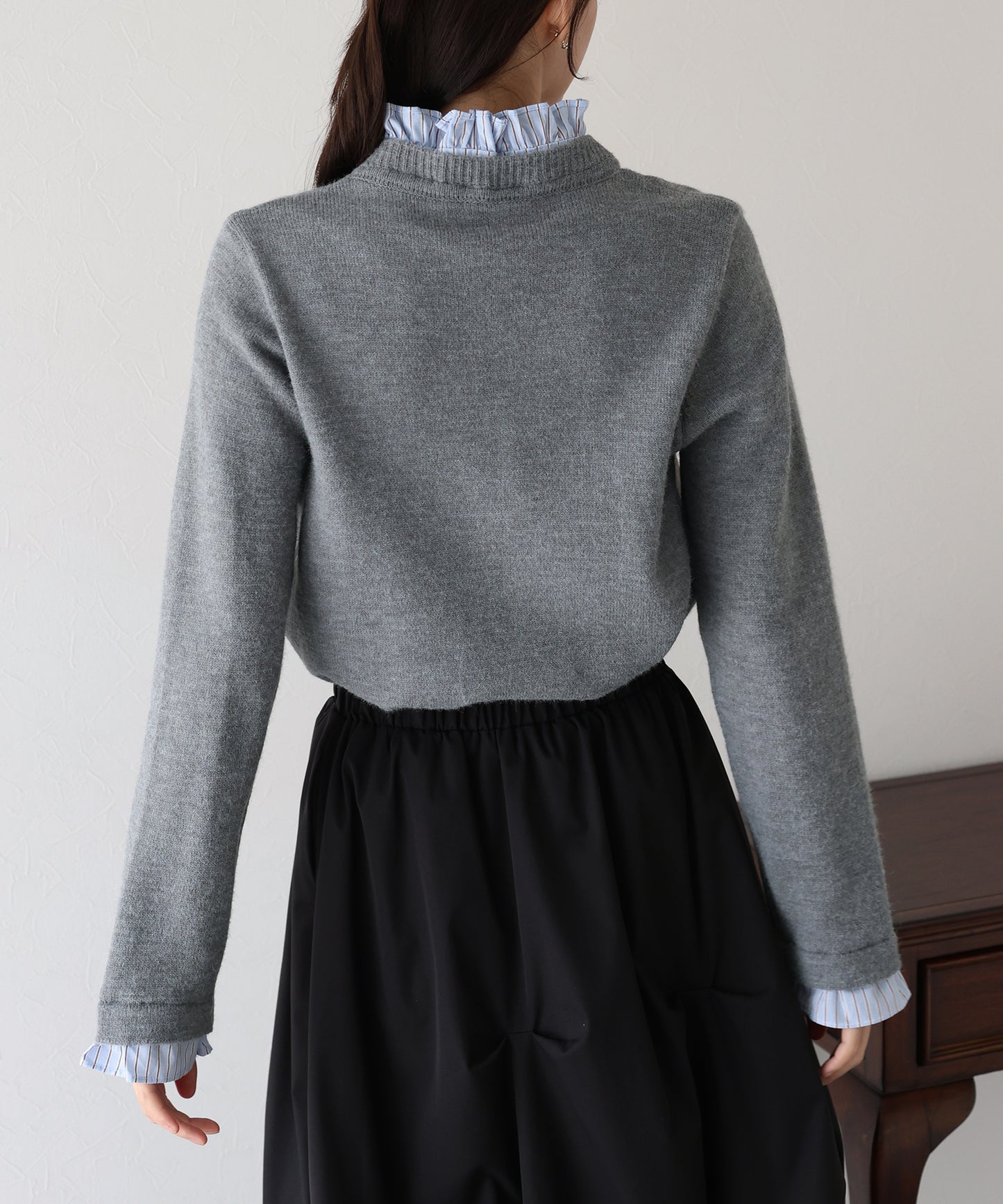 フリルシャツ襟カーディガン