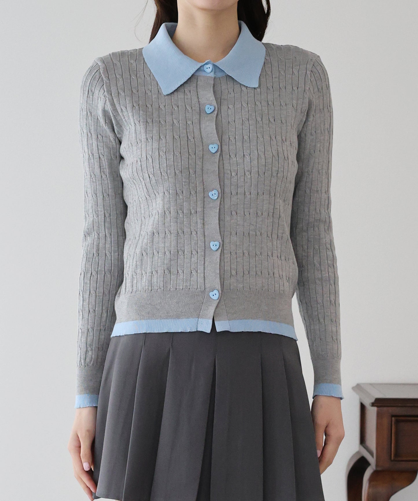 ハートボタンポロ襟カーディガン