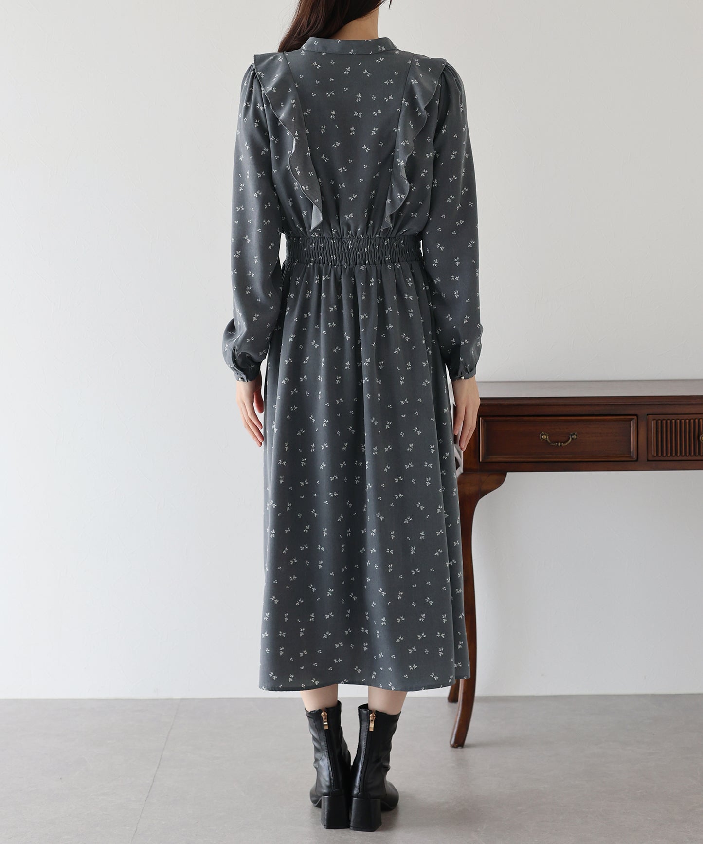 【早割5％OFF】フラワープリントフリルワンピース
