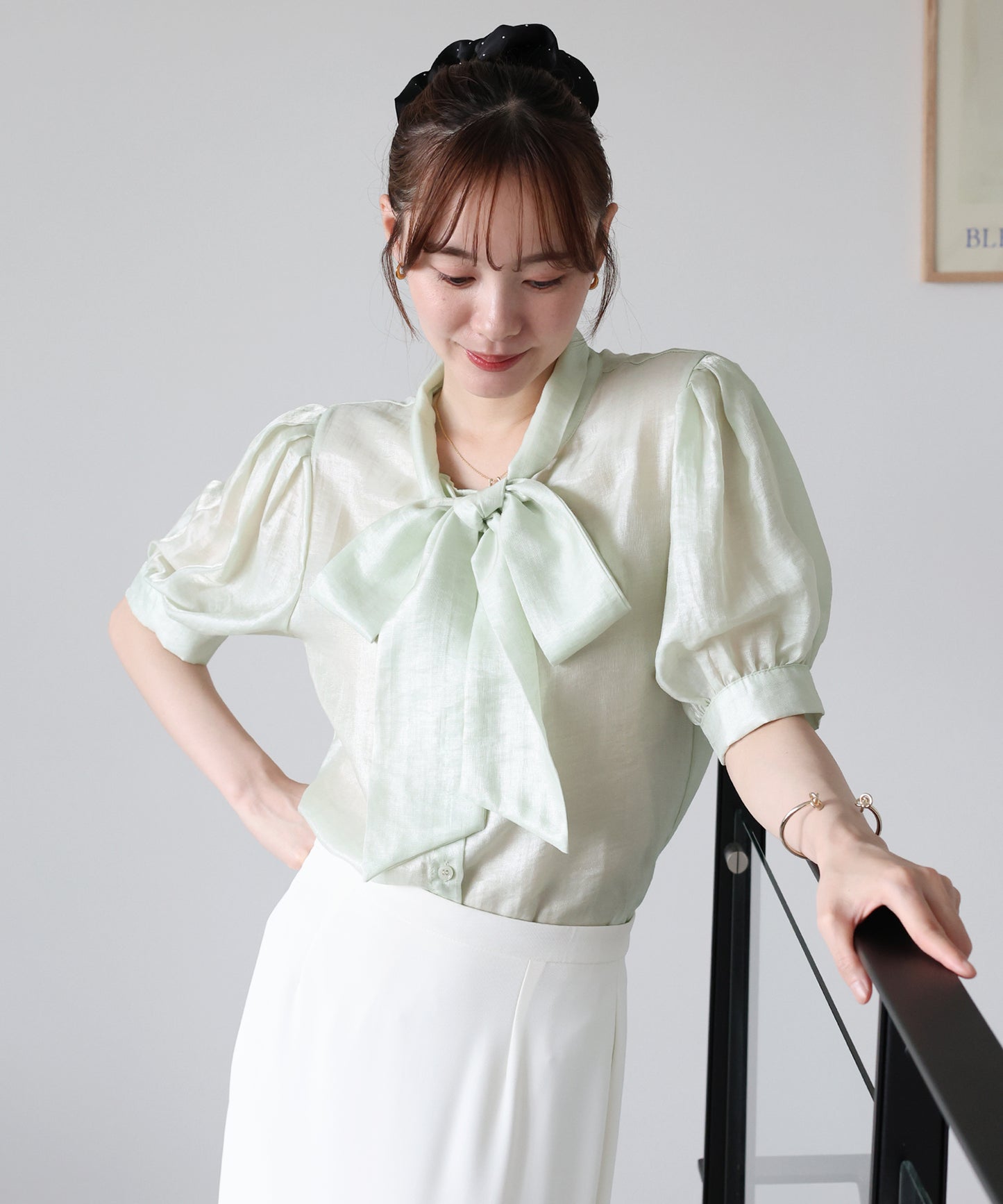 【早割5％OFF】リボンシアーサテンブラウス【メール便】