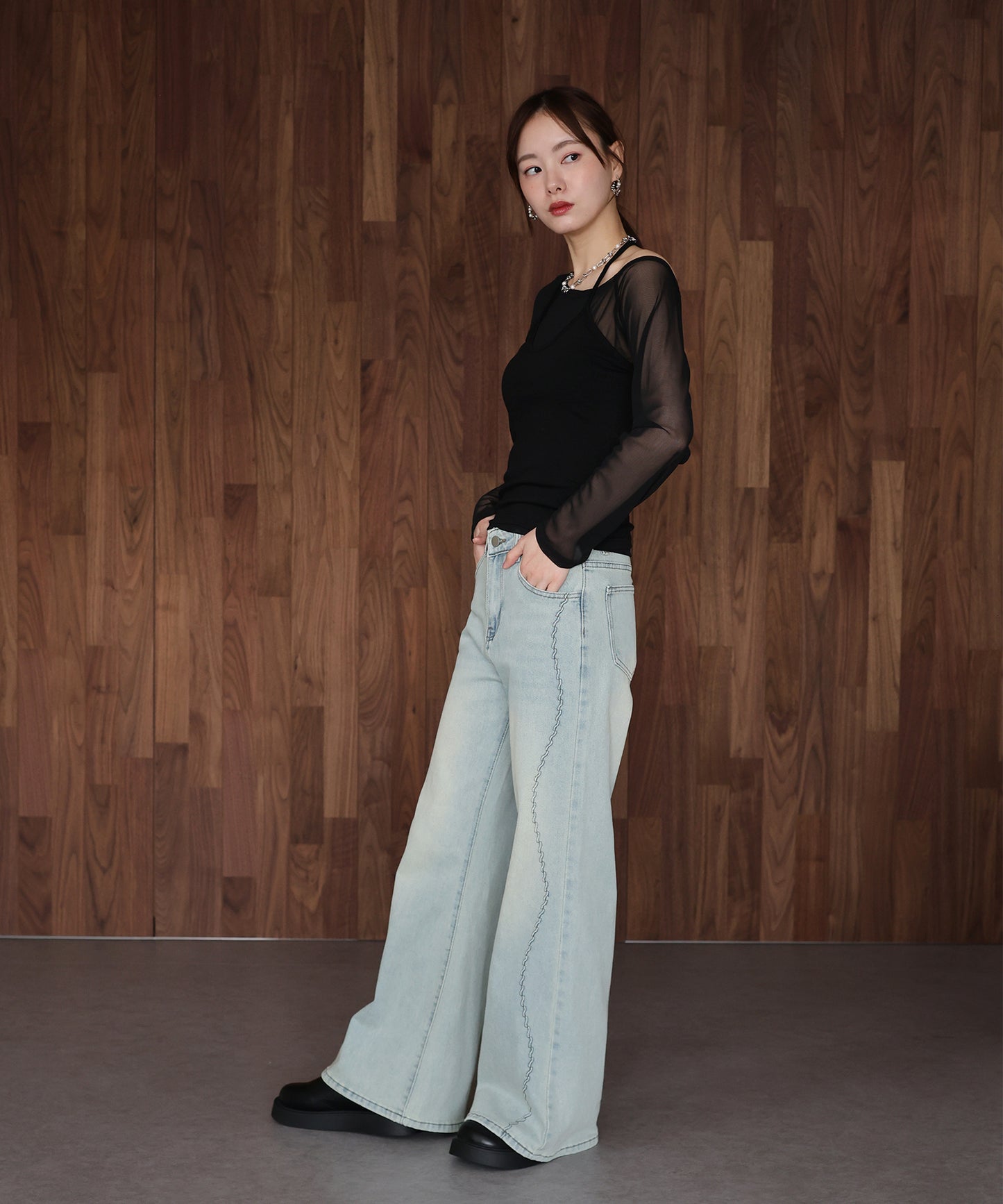 ウェーブラインデニムパンツ