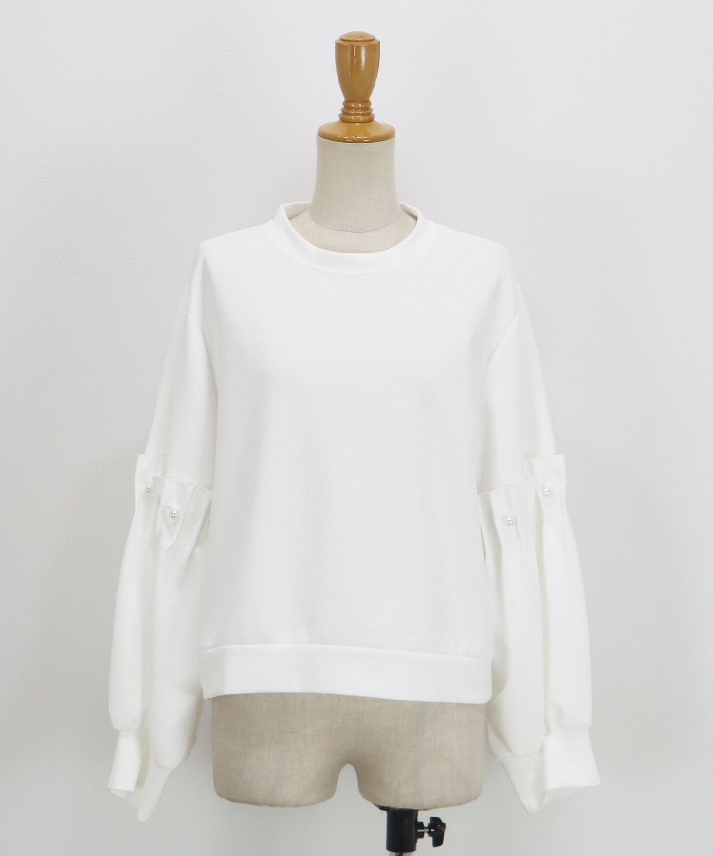 【早割5％OFF】ギャザースリーブパールスウェット