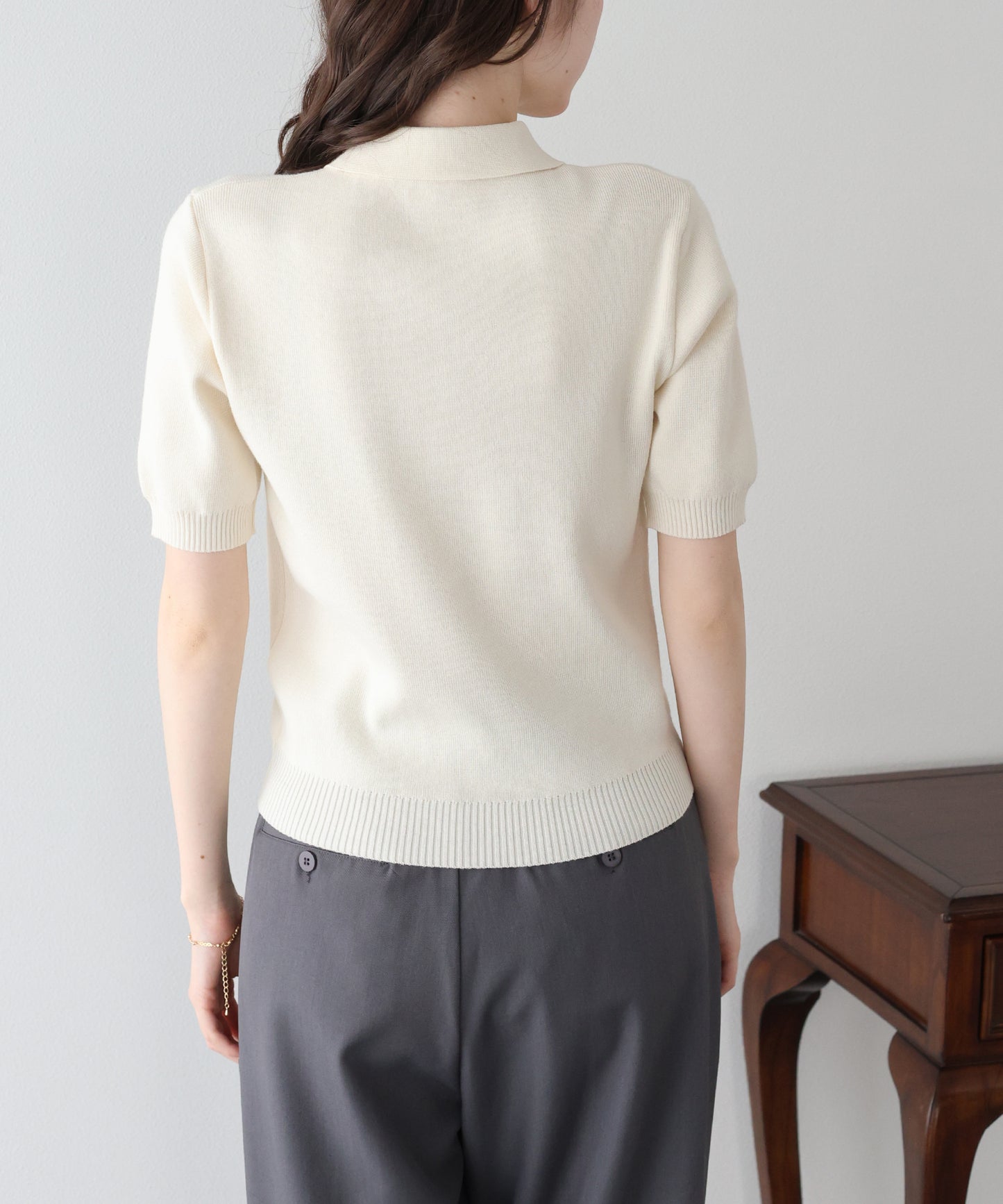 【早割5％OFF】フロントフリルポロニット