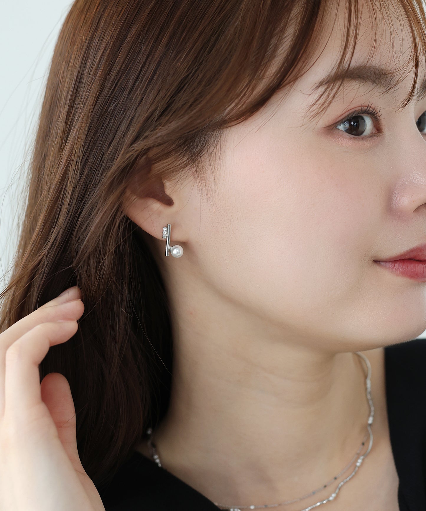 ラインビジューパールピアス【メール便】