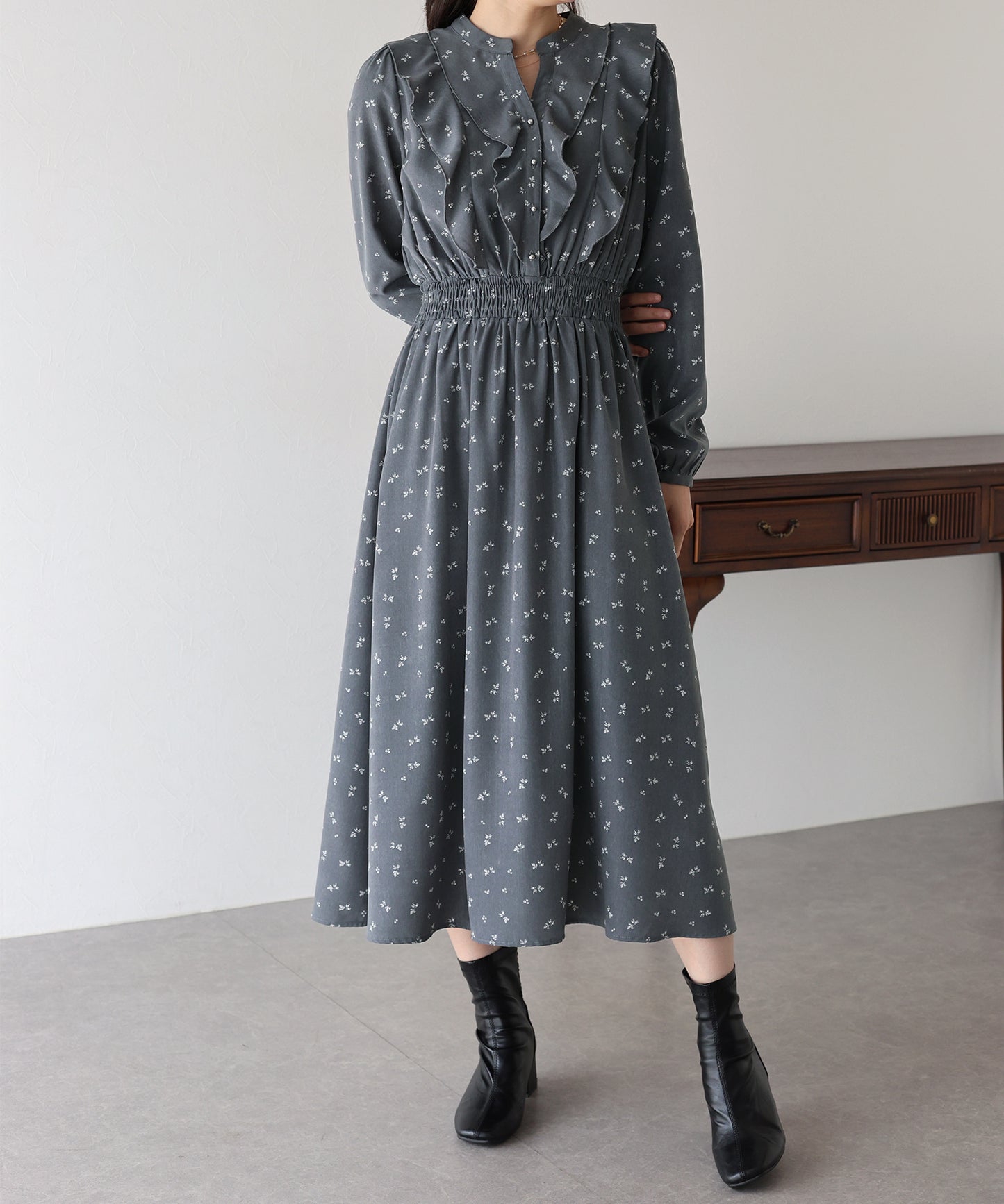 【早割5％OFF】フラワープリントフリルワンピース