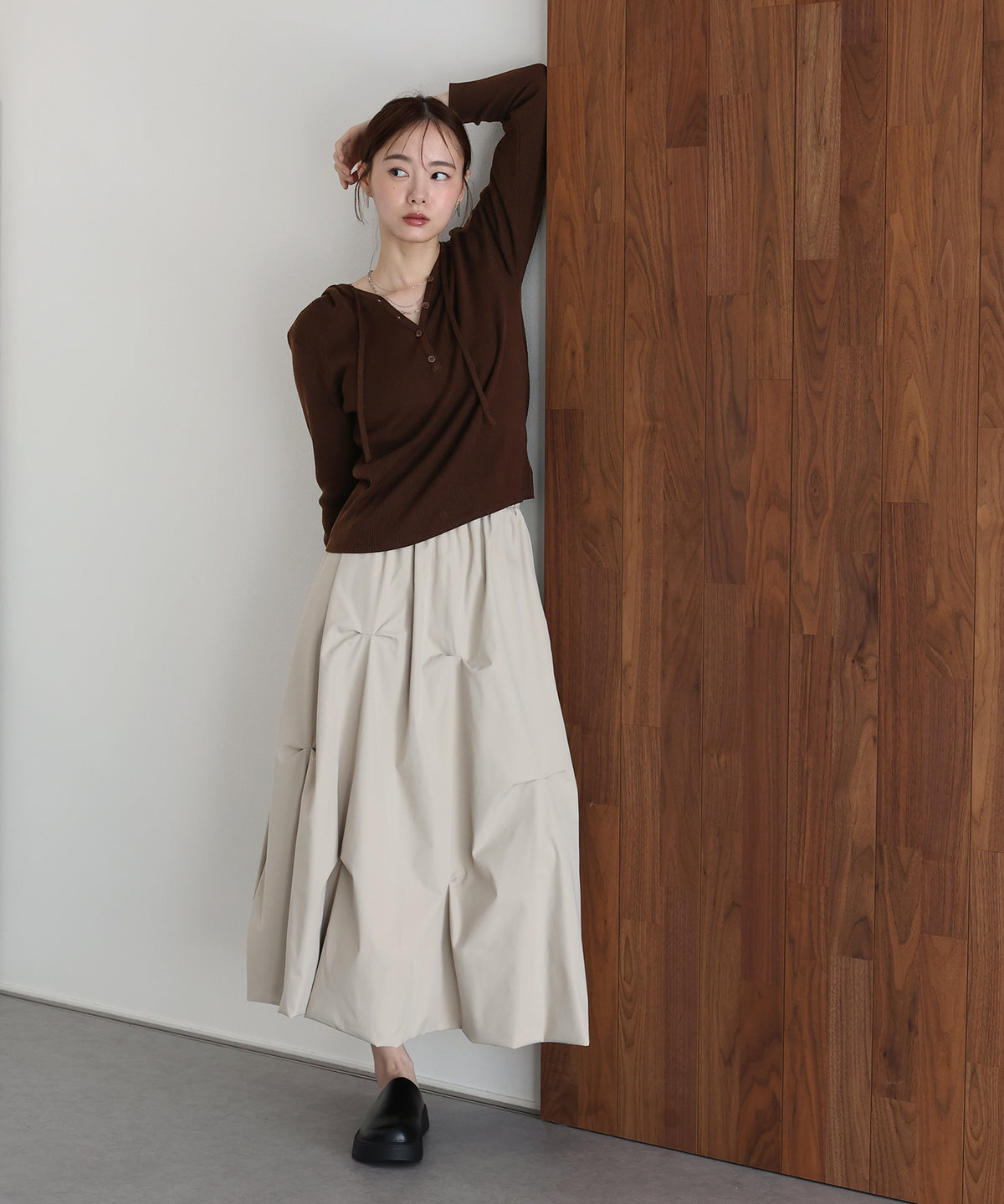 【早割5％OFF】ウール混ヘンリーネックリブニットフーディー