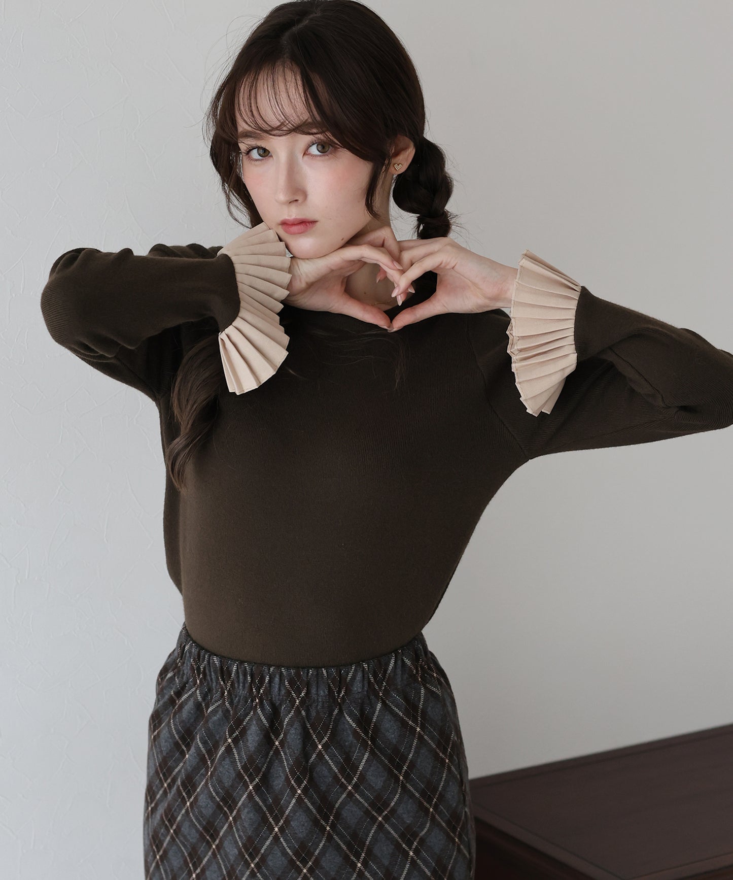 袖口プリーツニット