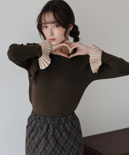 袖口プリーツニット