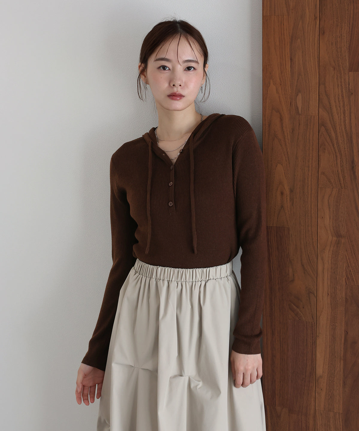 【早割5％OFF】ウール混ヘンリーネックリブニットフーディー