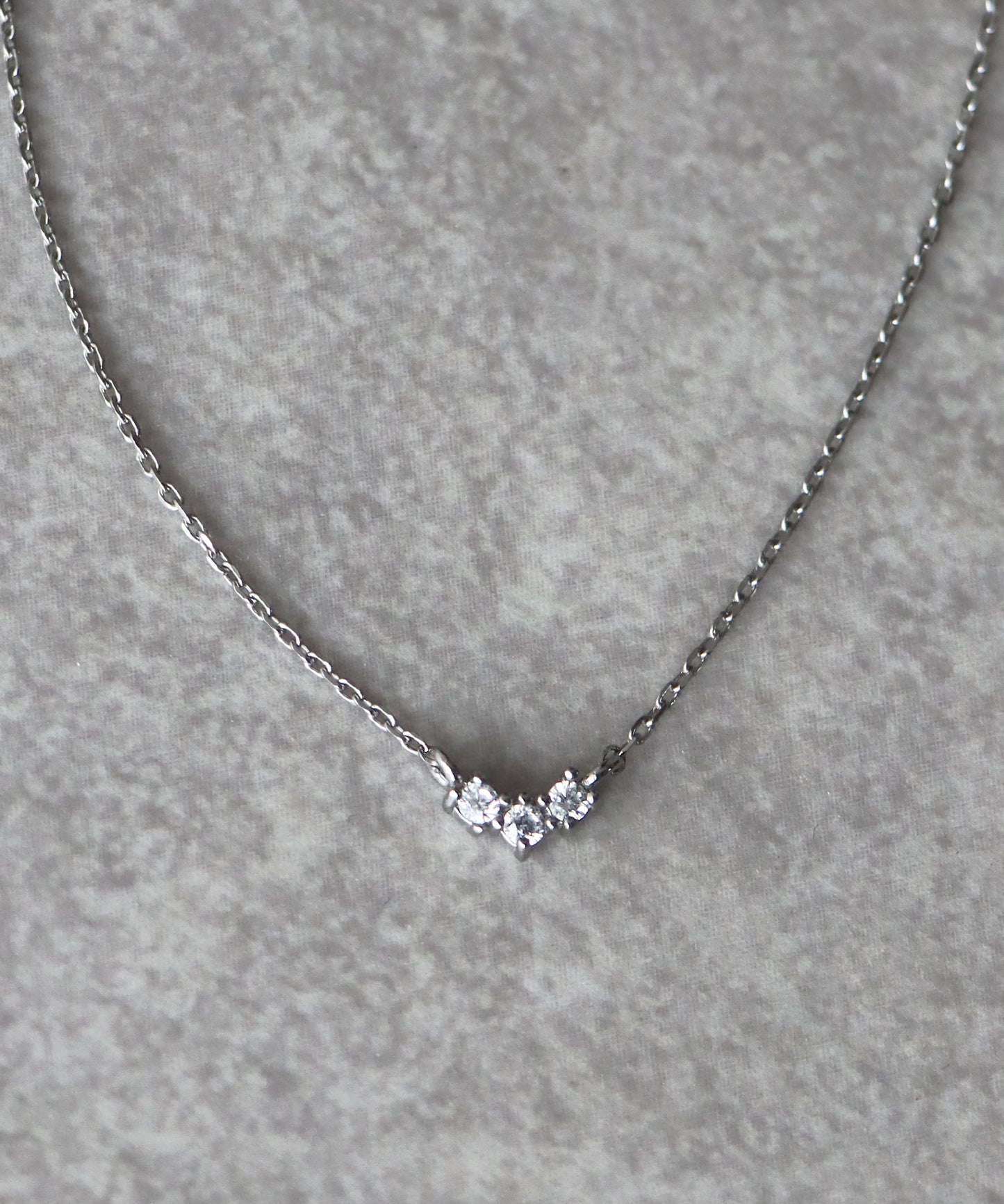 トリプルジルコニアネックレス / サージカルステンレス【ネコポス】