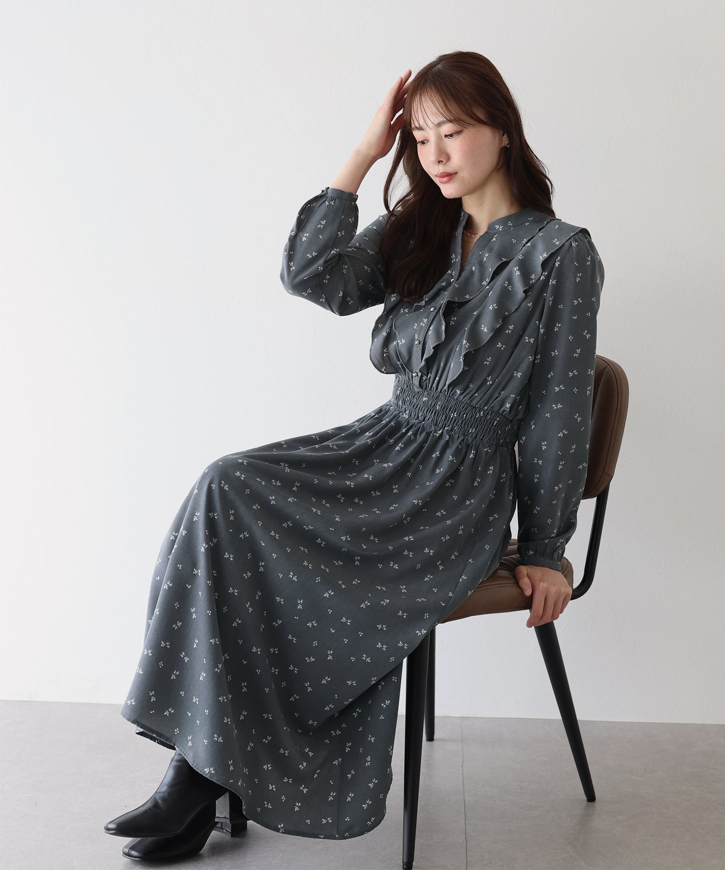 【早割5％OFF】フラワープリントフリルワンピース