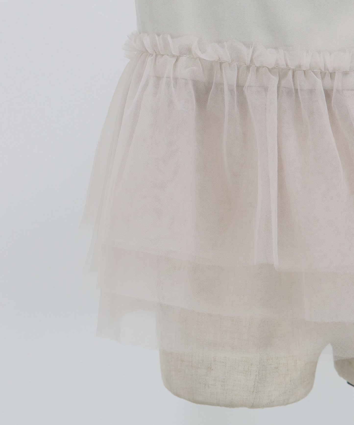 チュールドッキングジレ