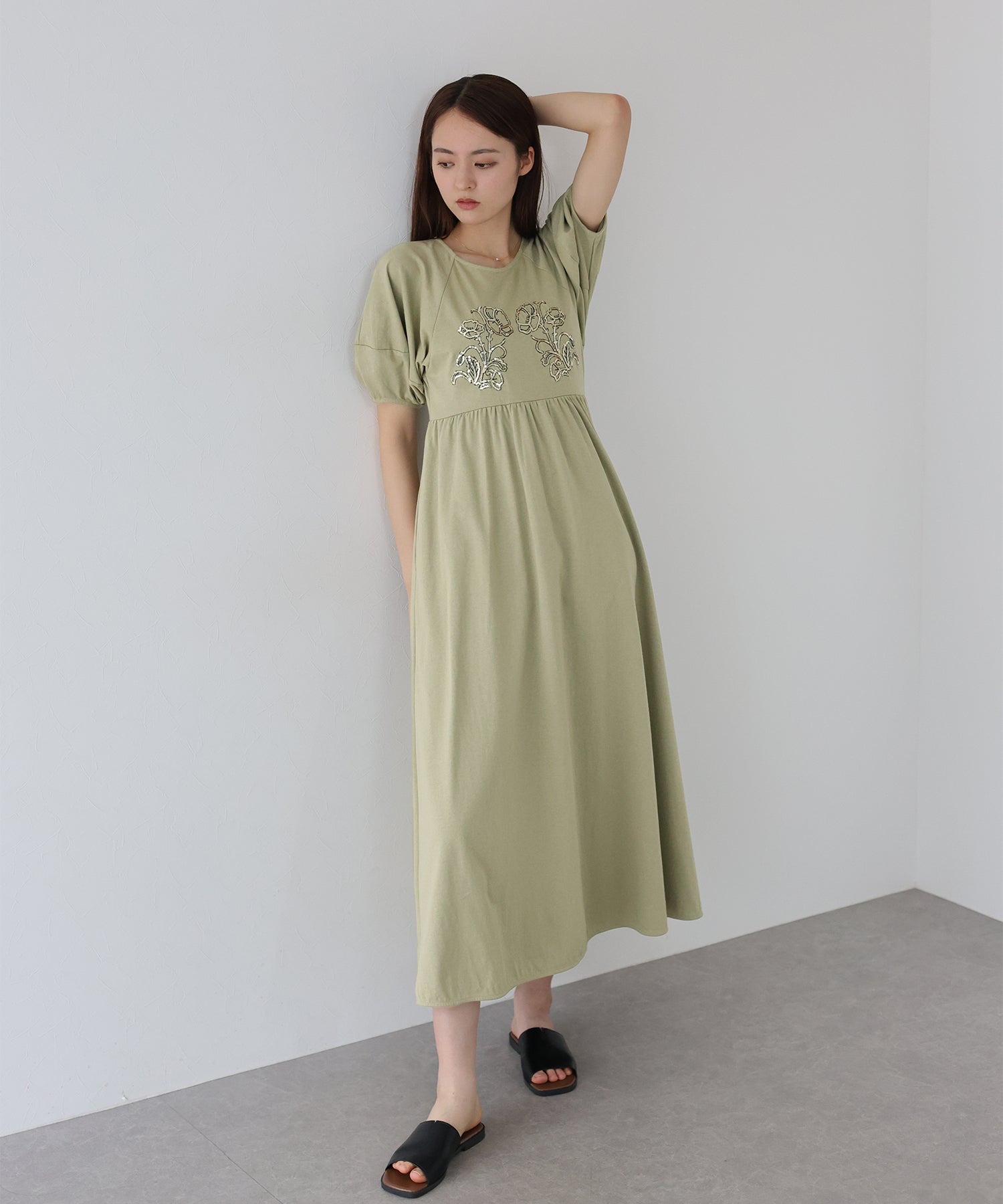 SALE】スパンコール刺繍カットソーワンピース[J by blue] – BLUE ONLINE