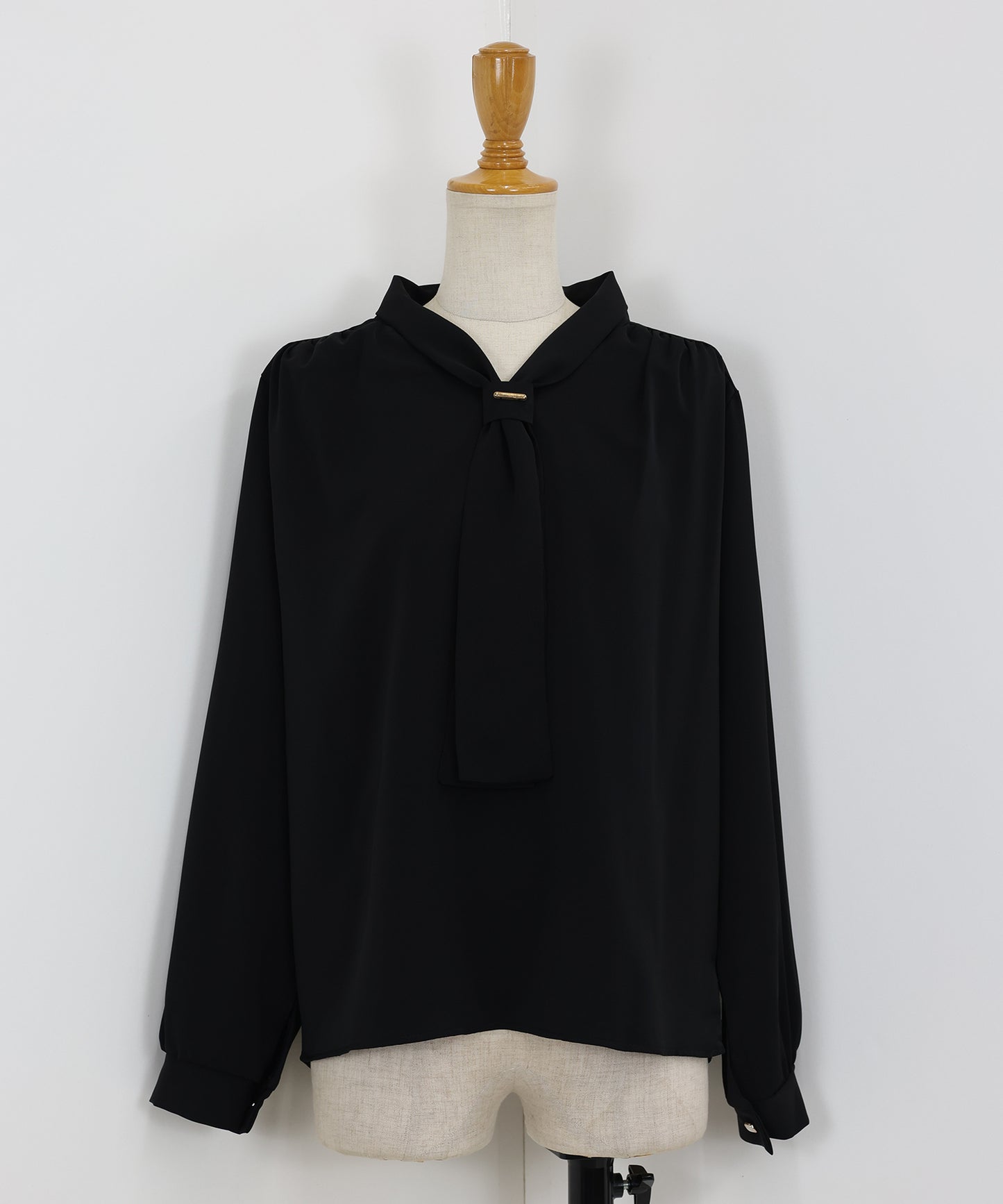 【早割5％OFF】メタルバー付きボウタイブラウス【ネコポス】