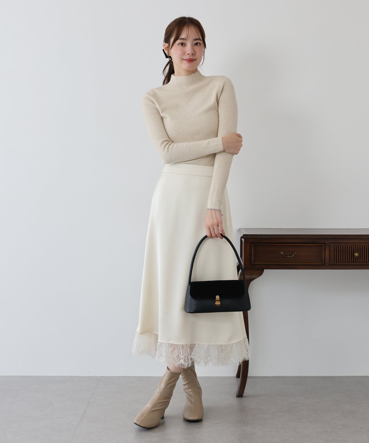 【TIME SALE】スウェードスクエアミニバッグ