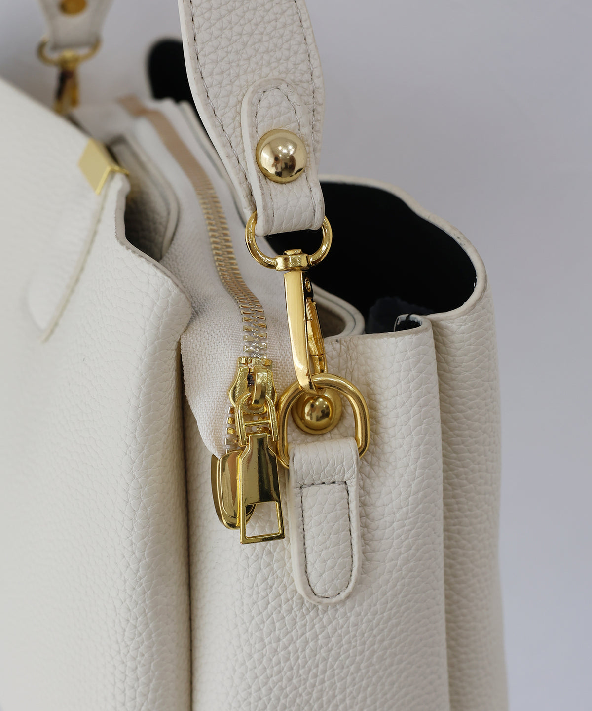 スクエアショルダーバッグ