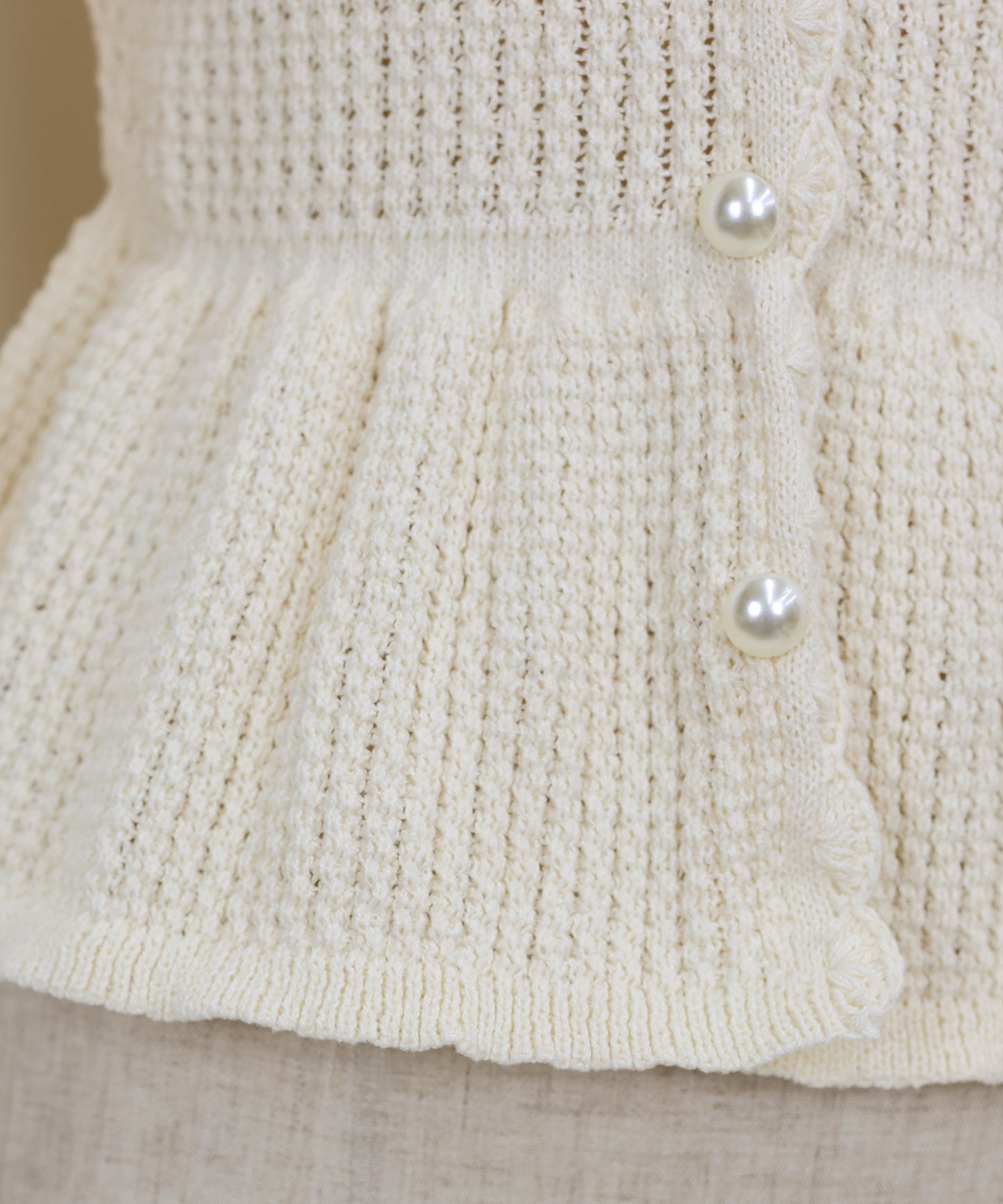 【TIME SALE】パールボタンペプラムニット