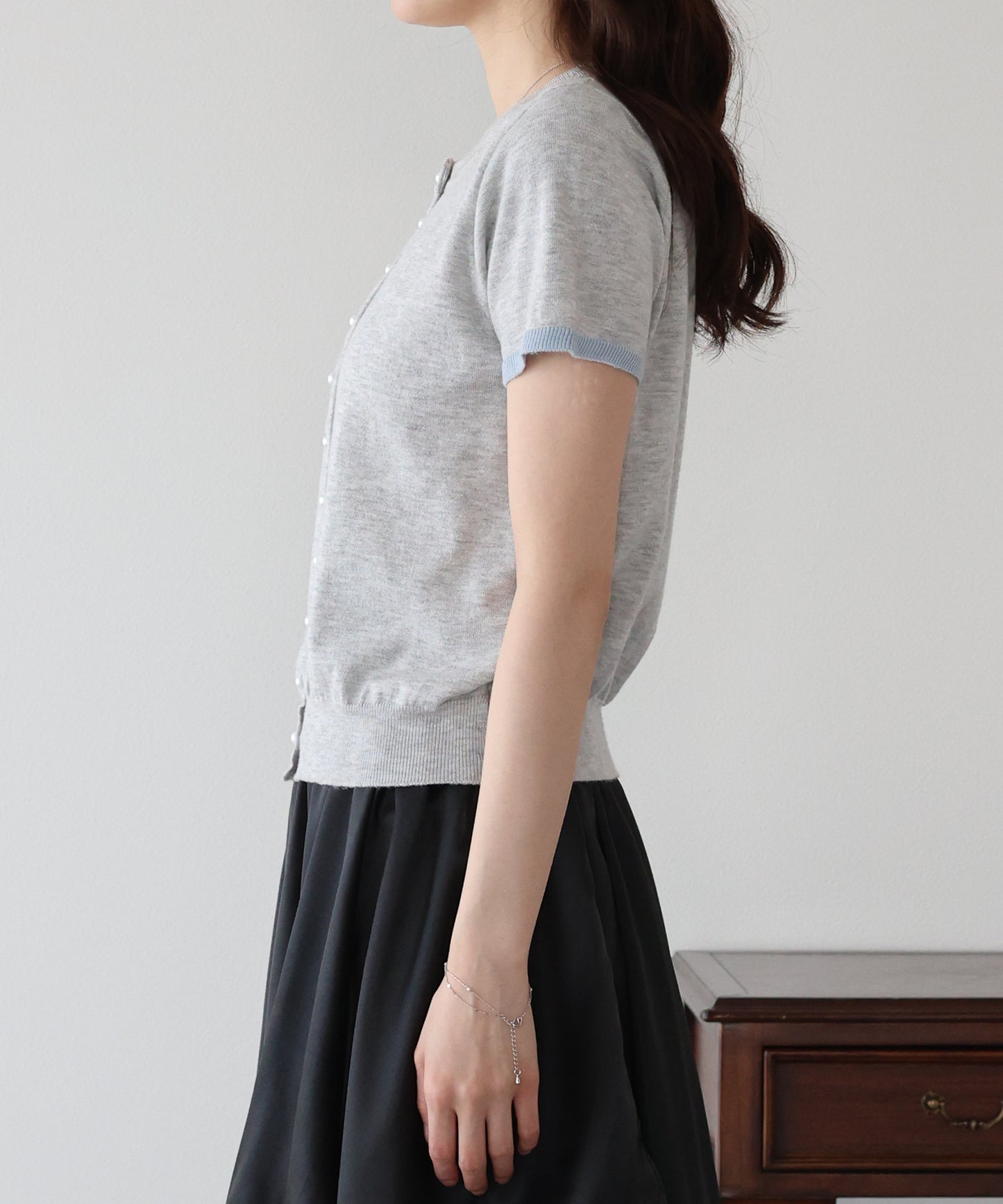 【早割5％OFF】リボン刺繍バイカラーカーディガン