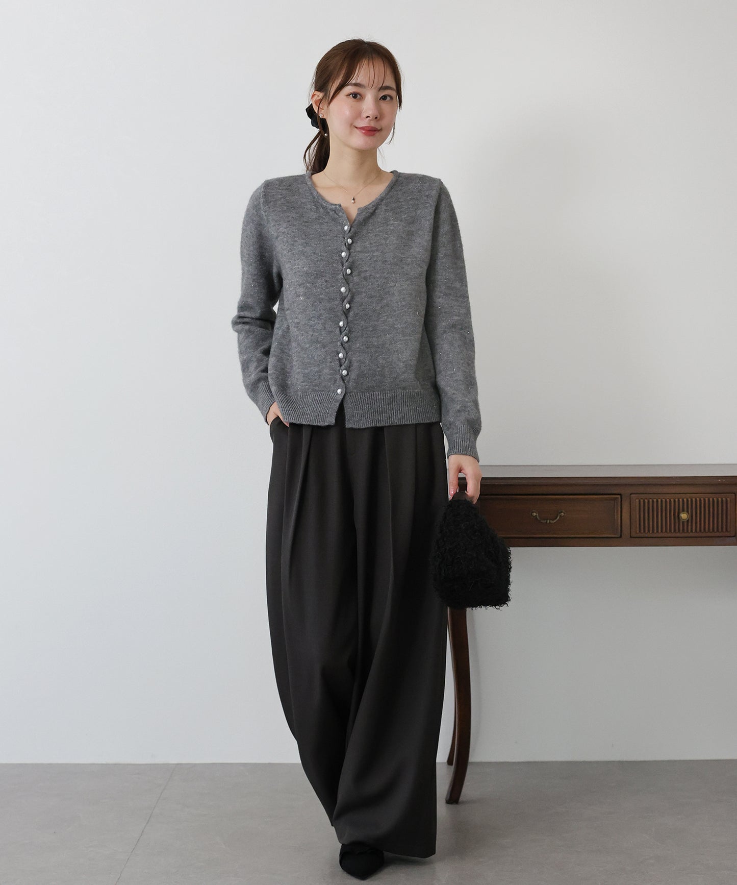 パールボタンラメカーディガン