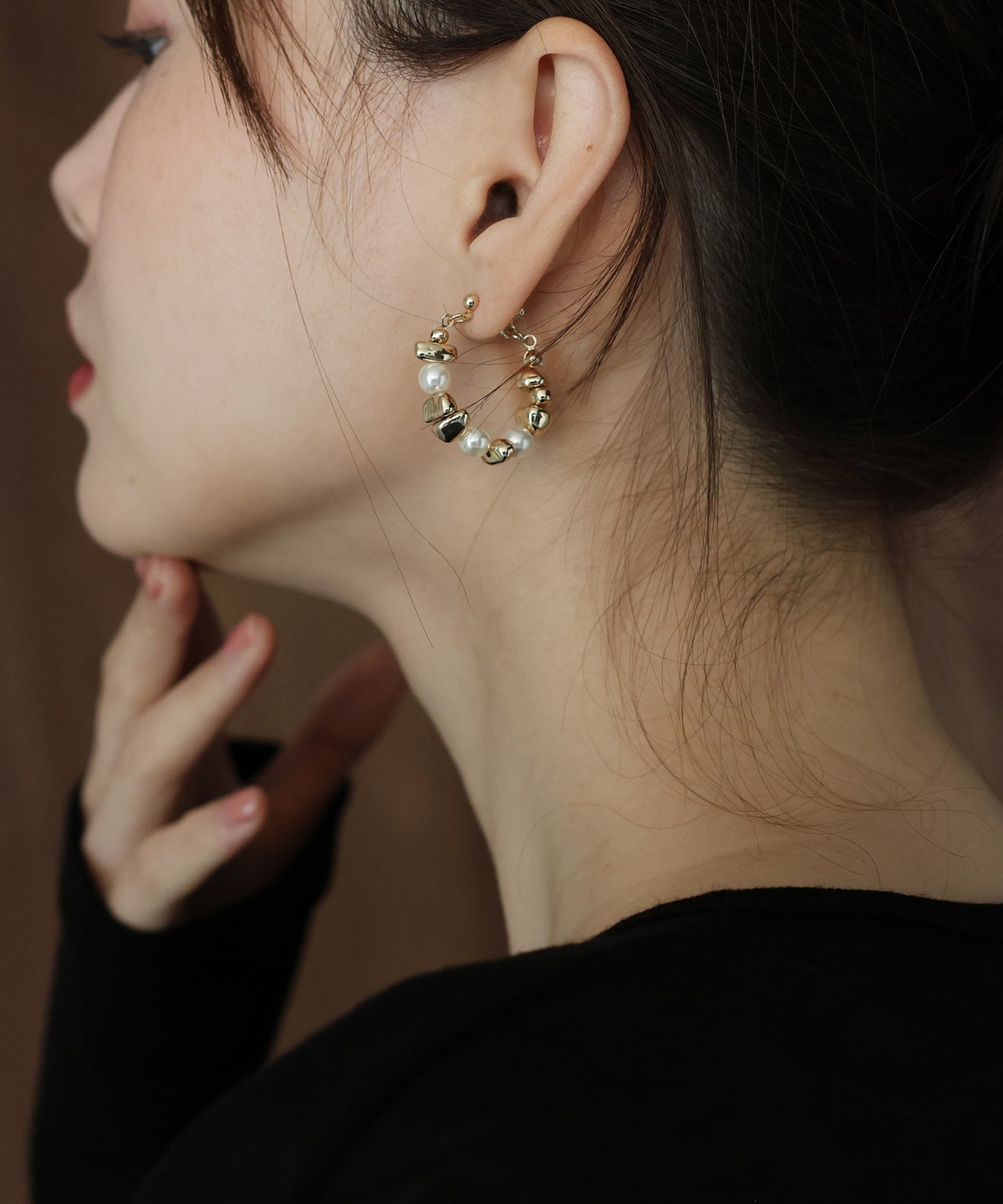 ニュアンスメタル&パールフープピアス / ニッケルフリー