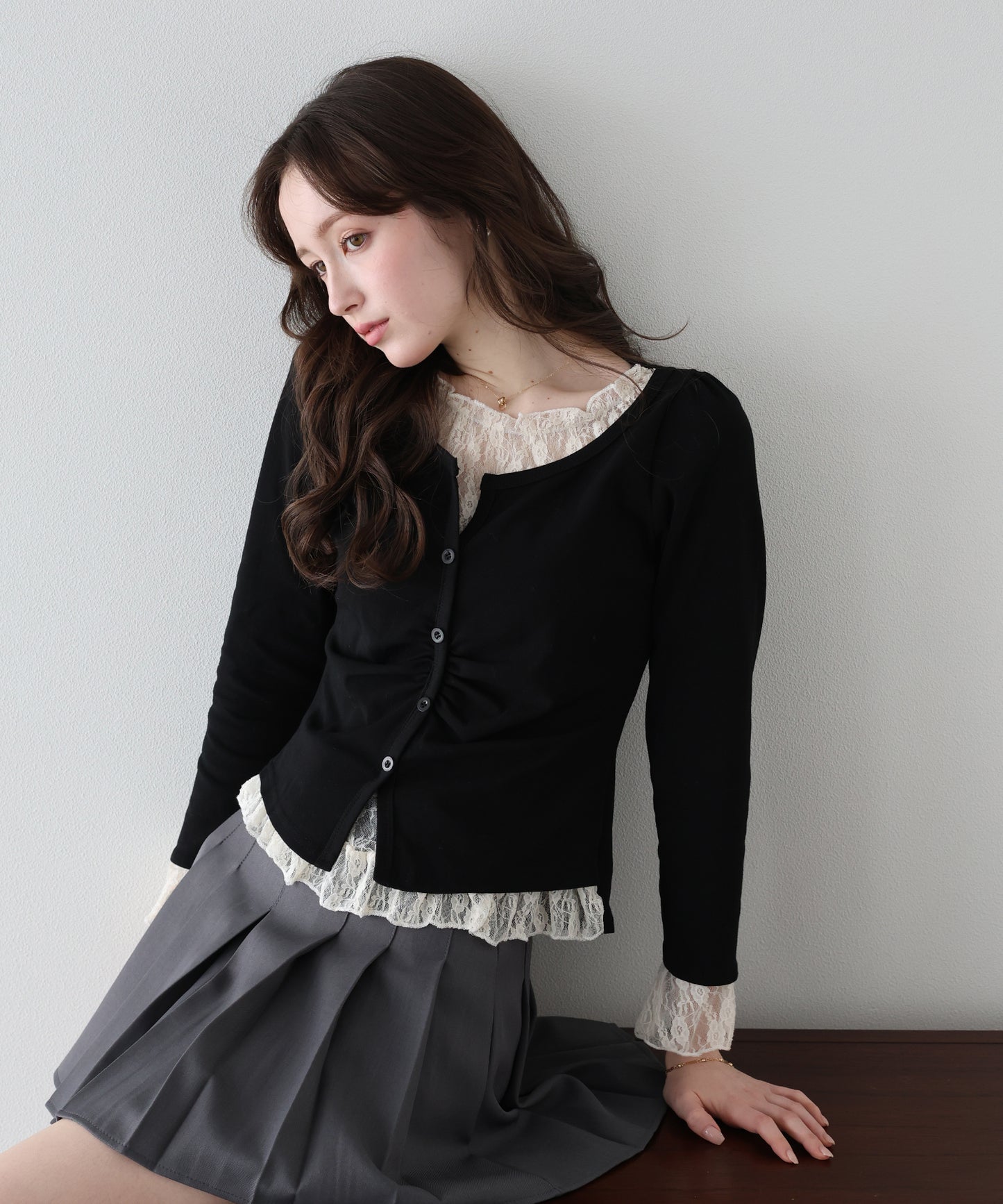 【早割5％OFF】レースレイヤードギャザーTシャツ【ネコポス】