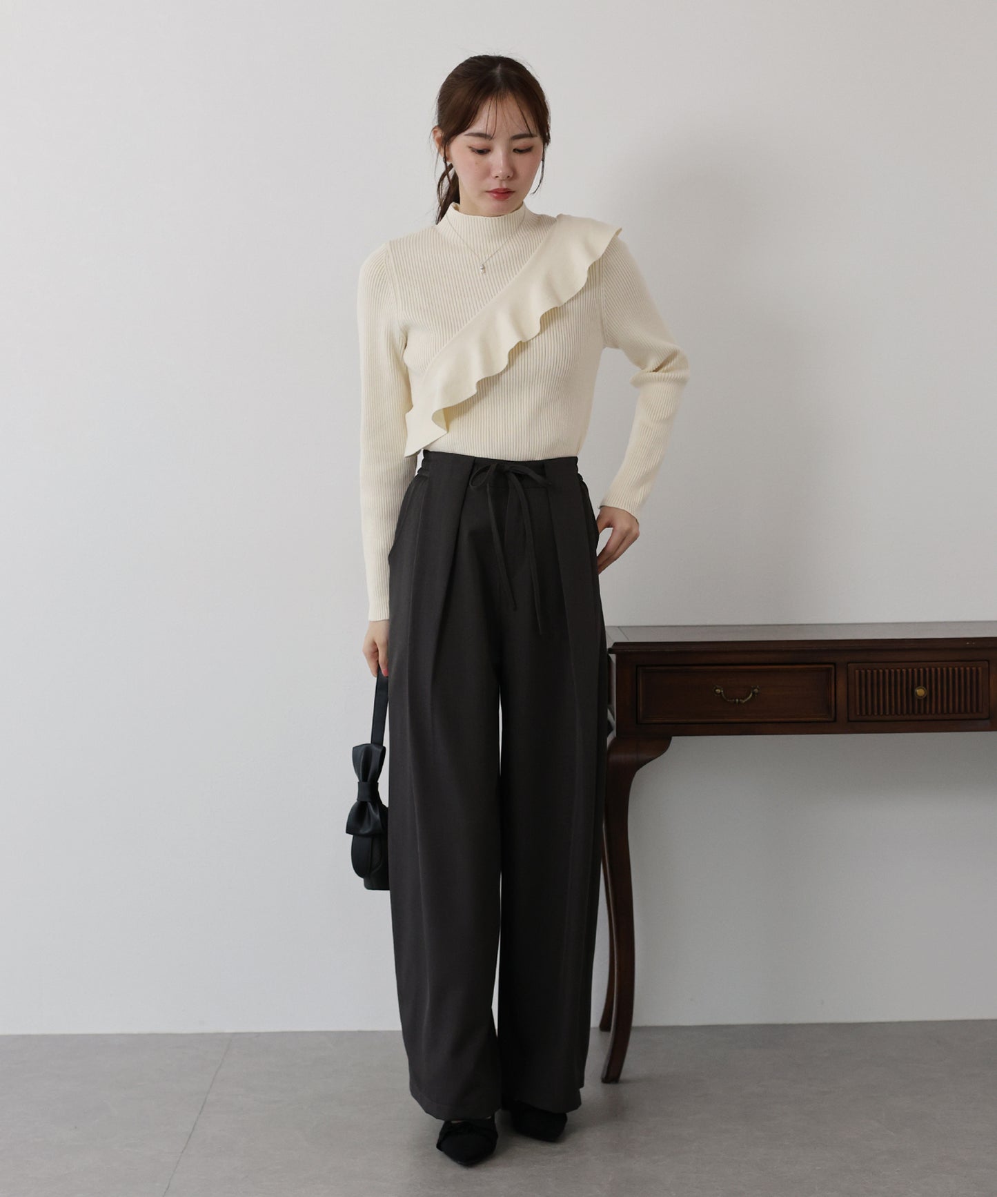 【TIME SALE】アシメフリルリブニット