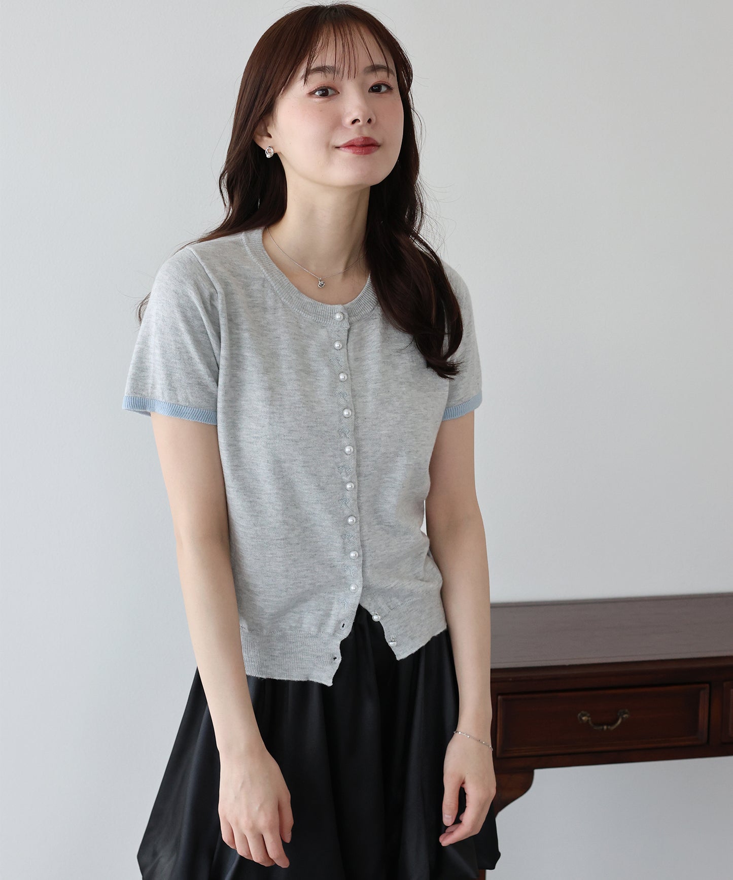 【早割5％OFF】リボン刺繍バイカラーカーディガン