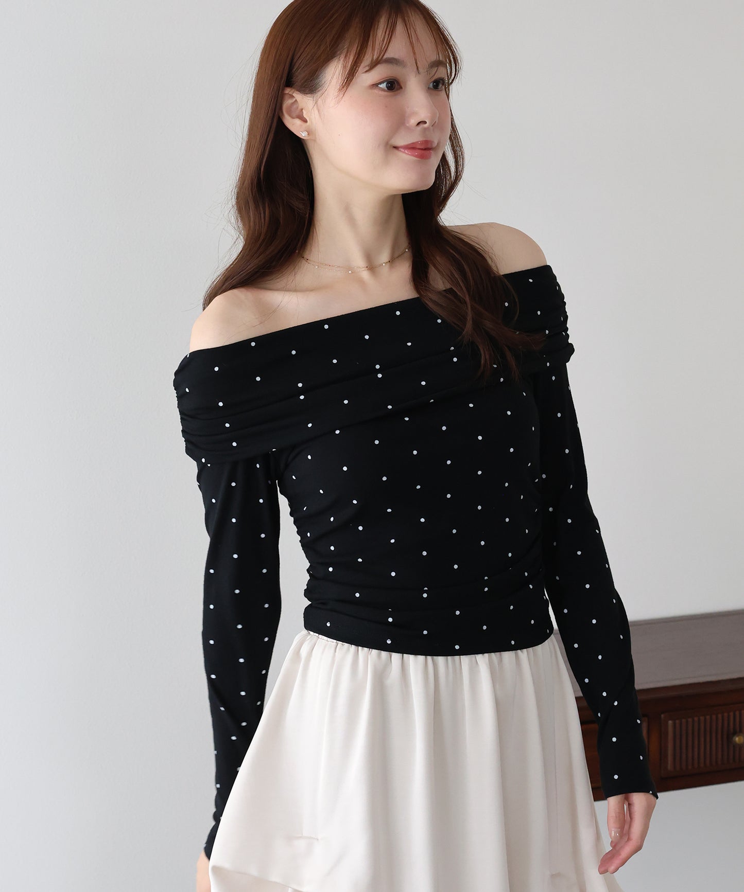 【早割5％OFF】ドットオフショルダーカットソー【メール便】