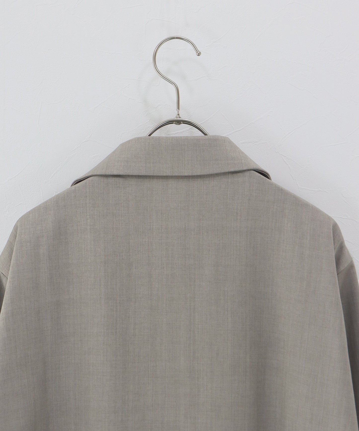 テーラードジャケット×パンツセットアップ