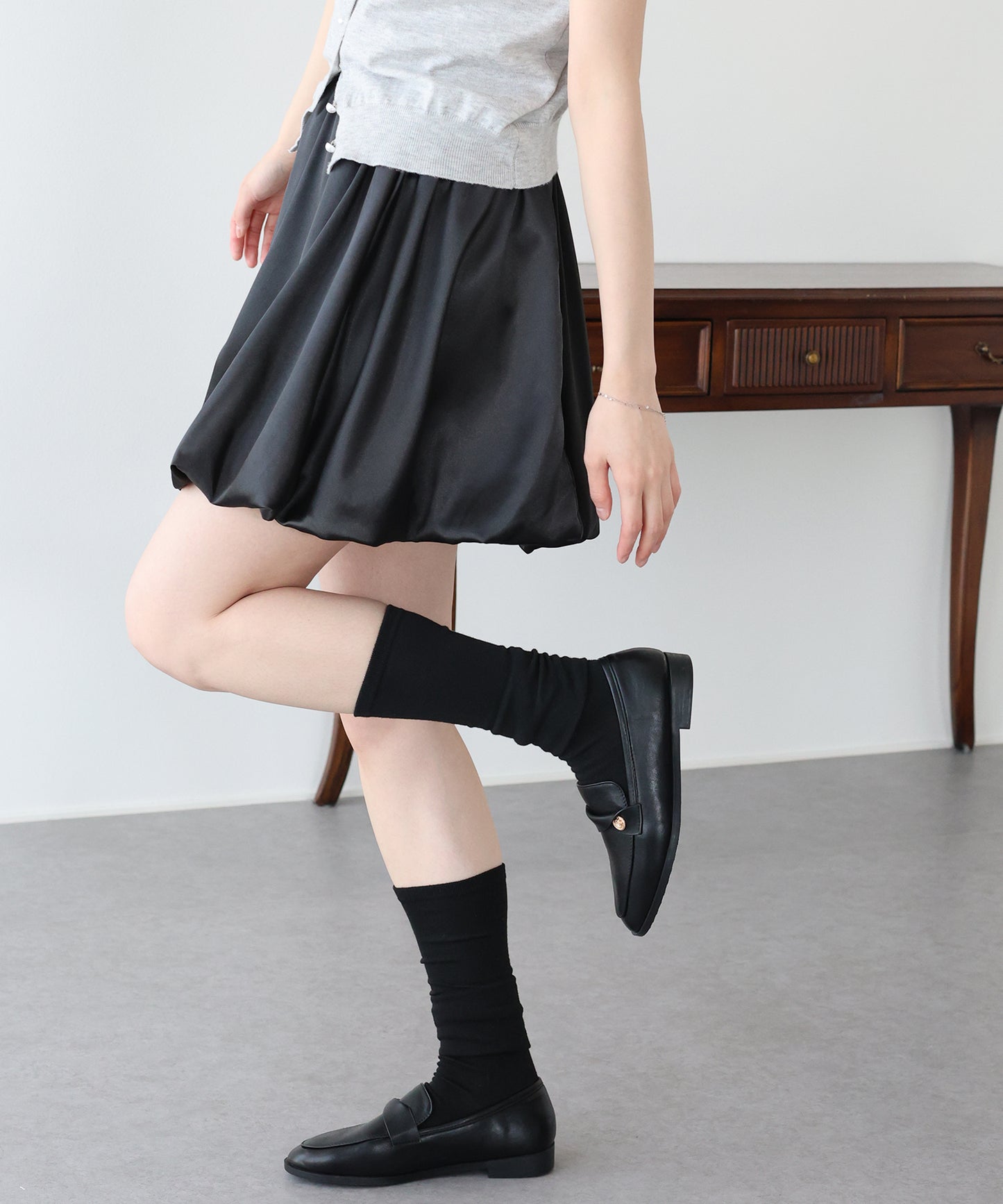 【早割5％OFF】サテンバルーンミニスカート