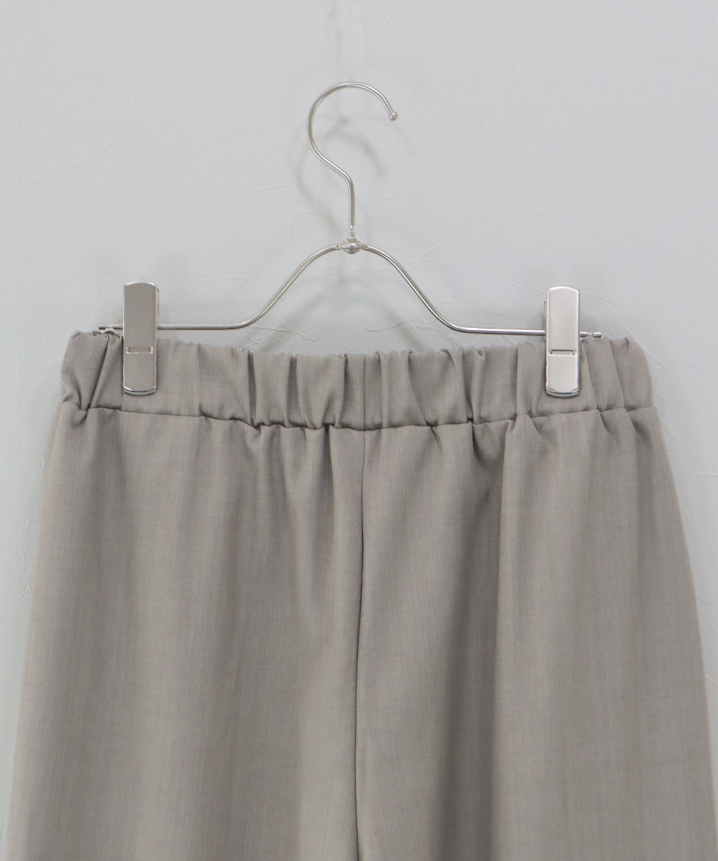 テーラードジャケット×パンツセットアップ