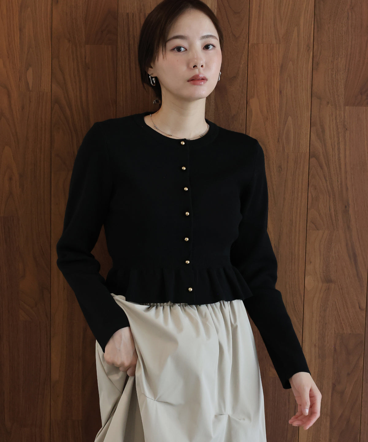 【早割5％OFF】ウール混ゴールドボタンペプラムカーディガン
