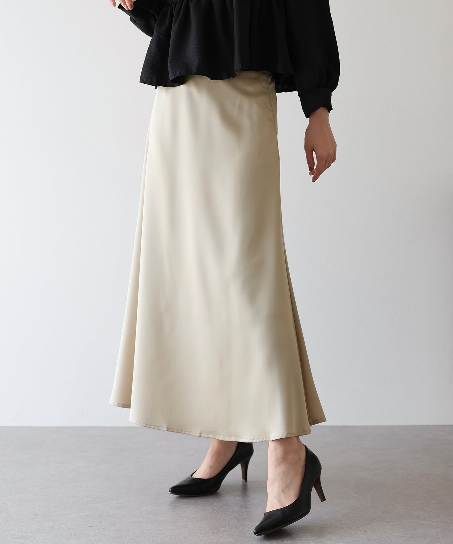 【SALE／50%OFF】サテンマーメイドスカート