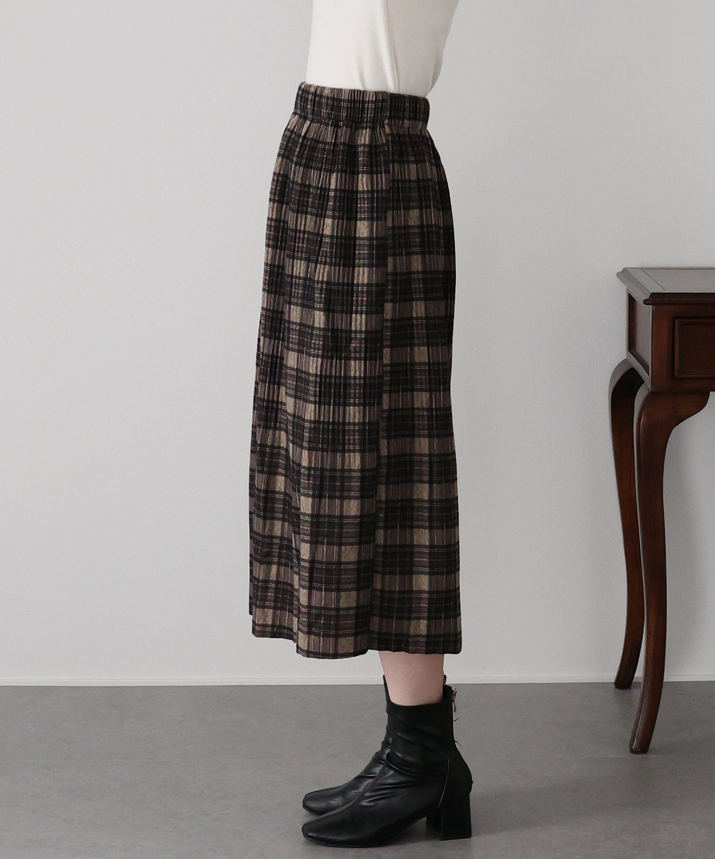 細プリーツチェックスカート
