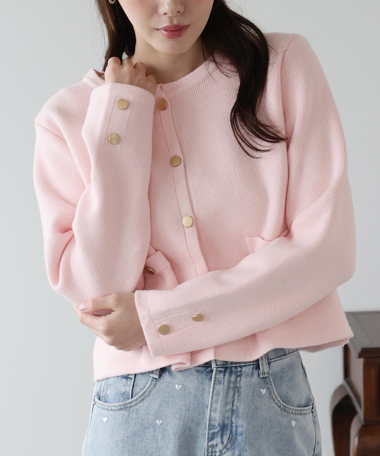 金ボタンノーカラーニットジャケット