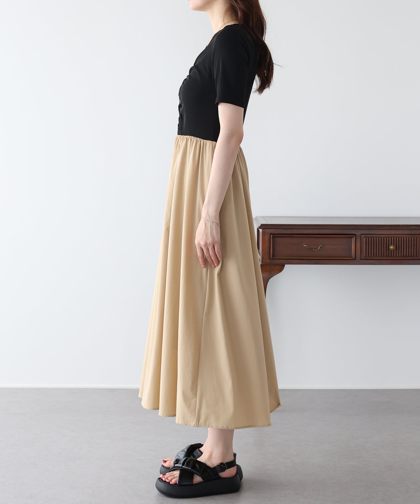 【SALE】フロントシャーリングドッキングワンピース