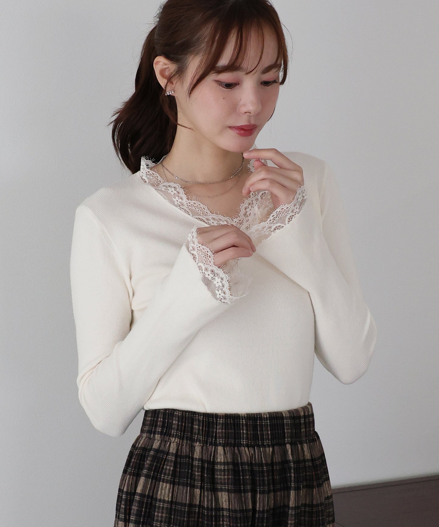 レースドッキングニット