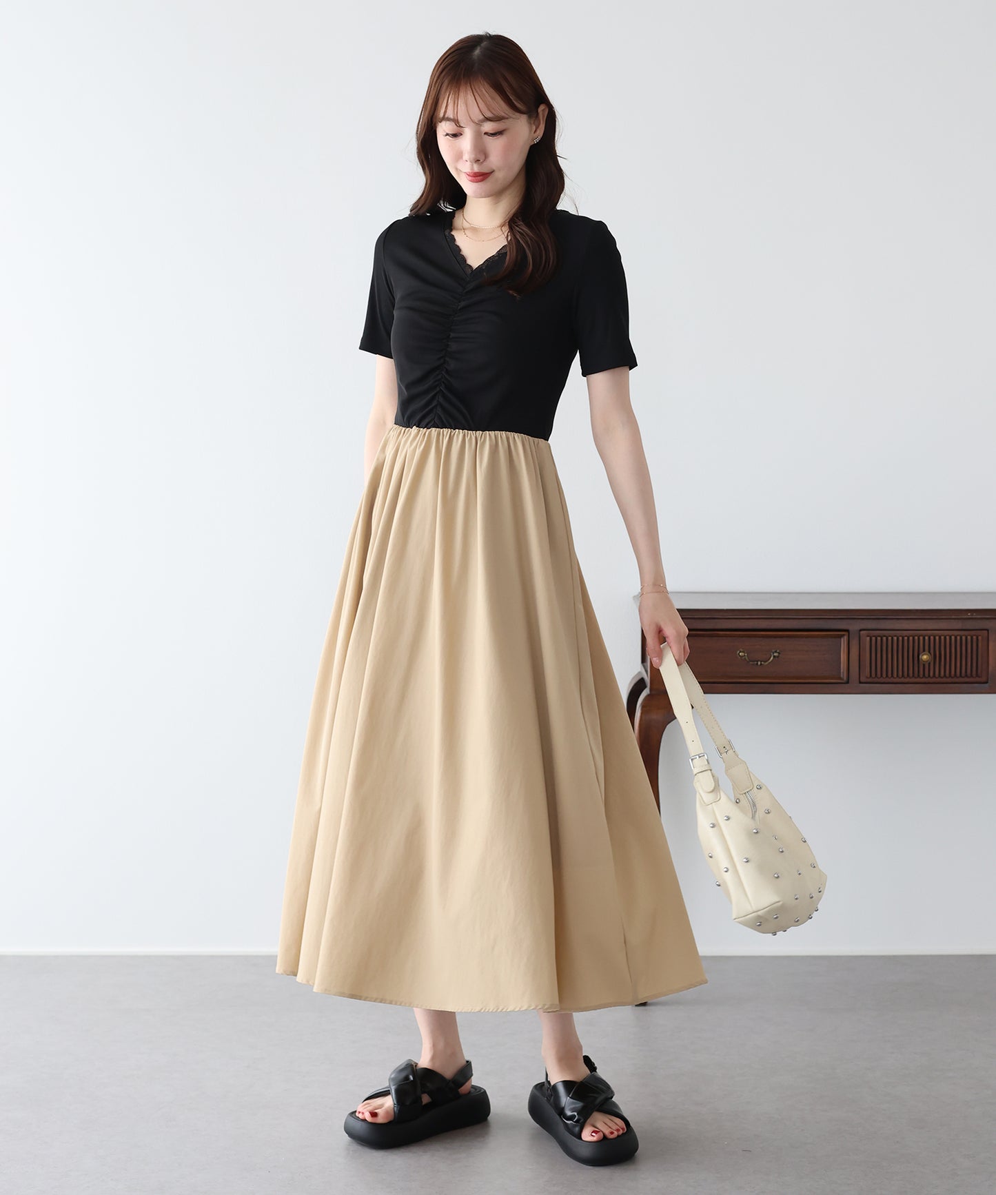 【SALE】フロントシャーリングドッキングワンピース