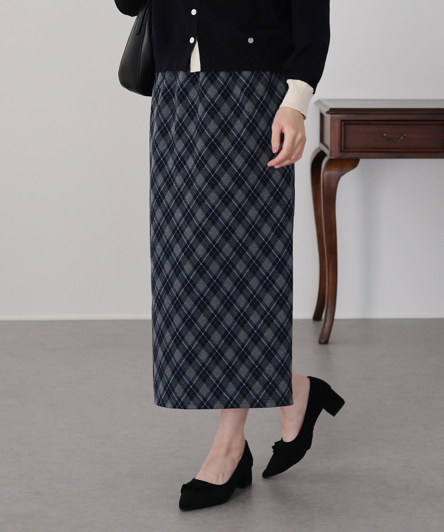 チェック柄タイトスカート