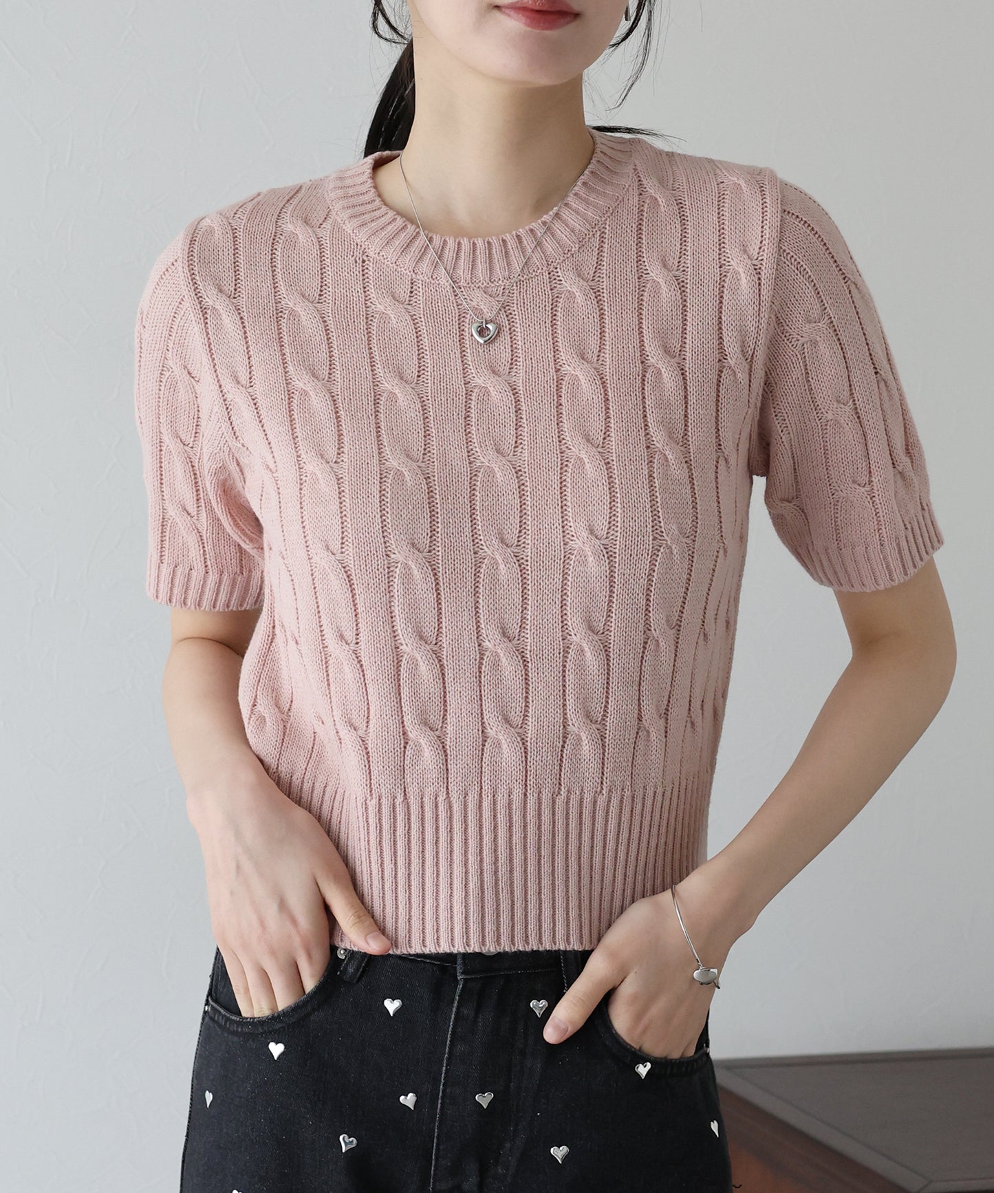 半袖ケーブルニット