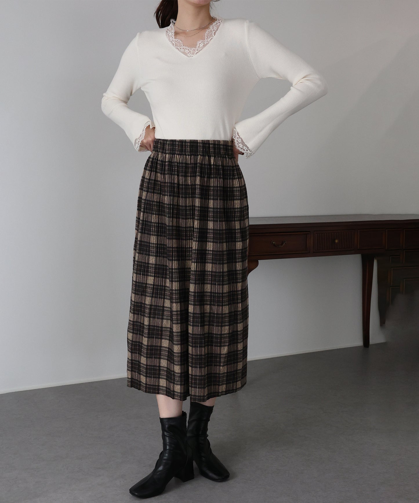 細プリーツチェックスカート