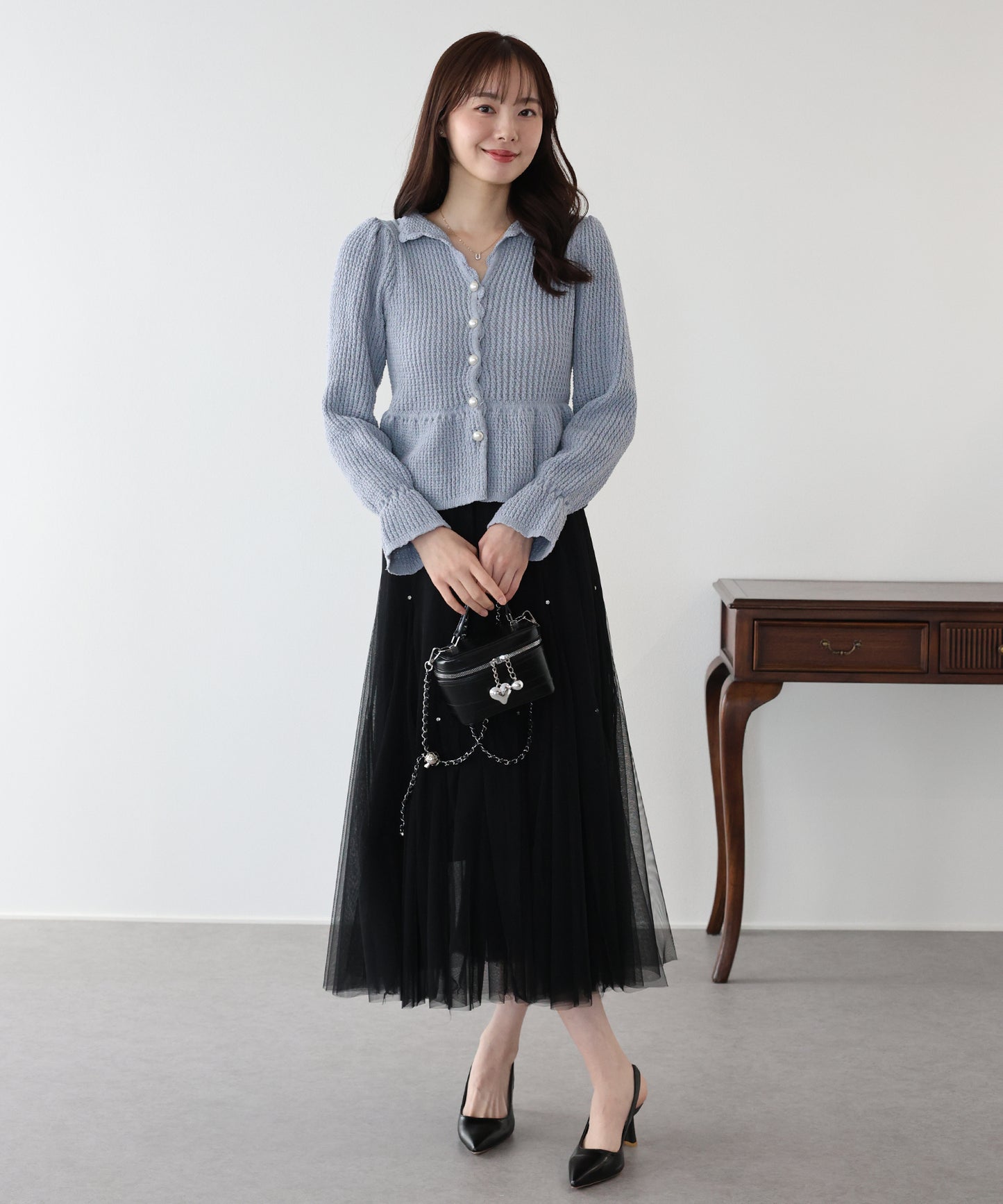 ビジュー付きチュールスカート