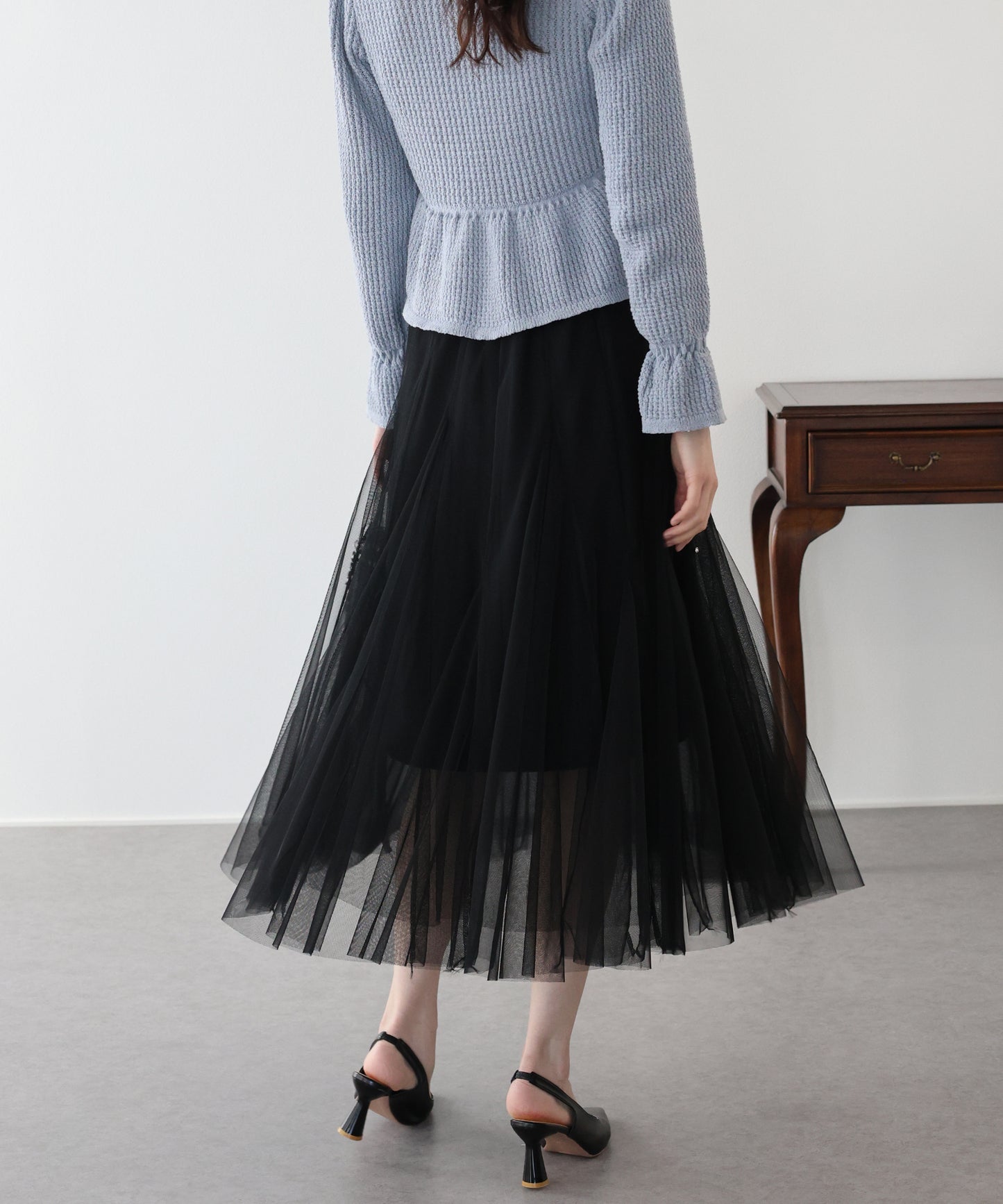 ビジュー付きチュールスカート