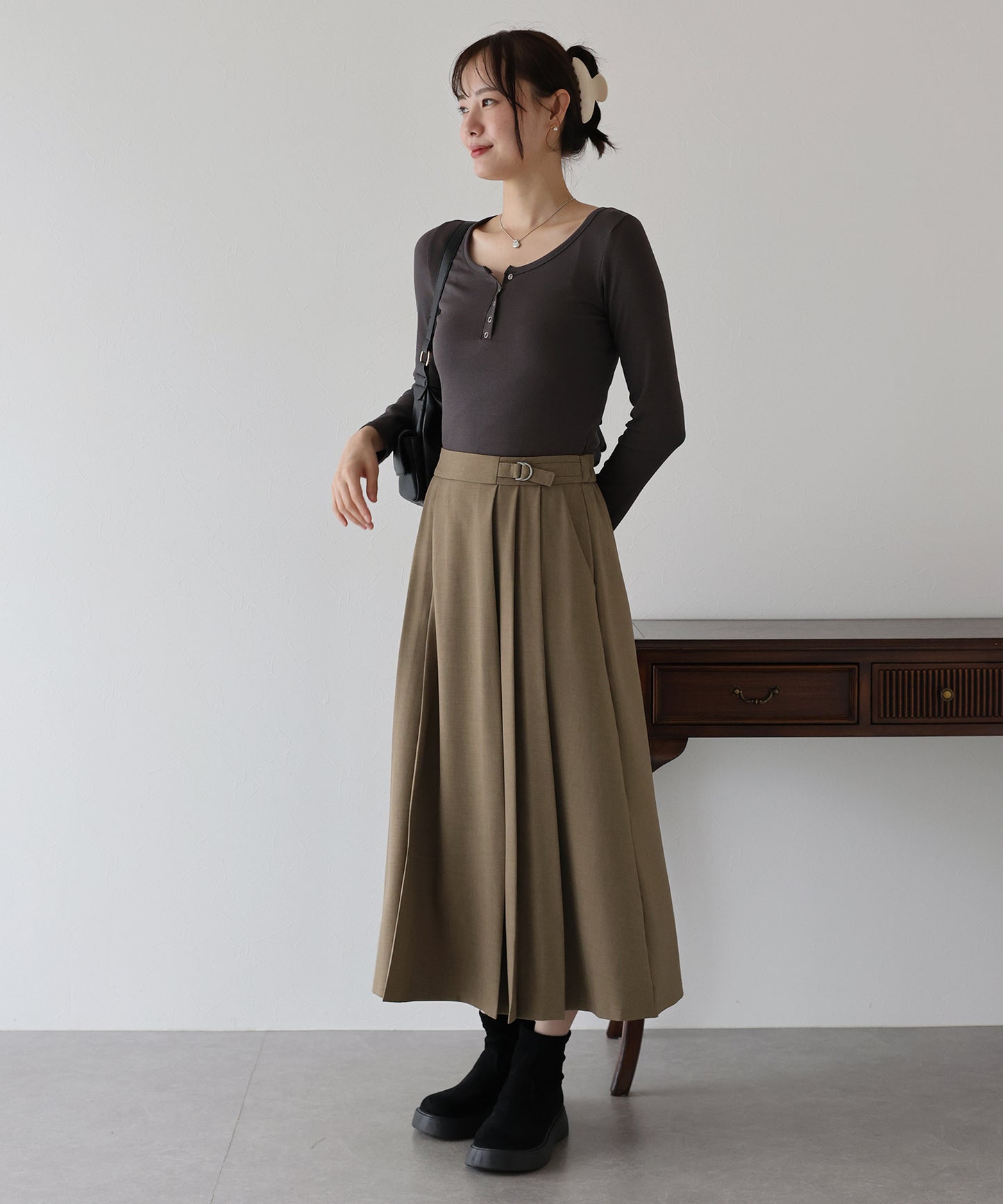 サイドベルトプリーツスカート