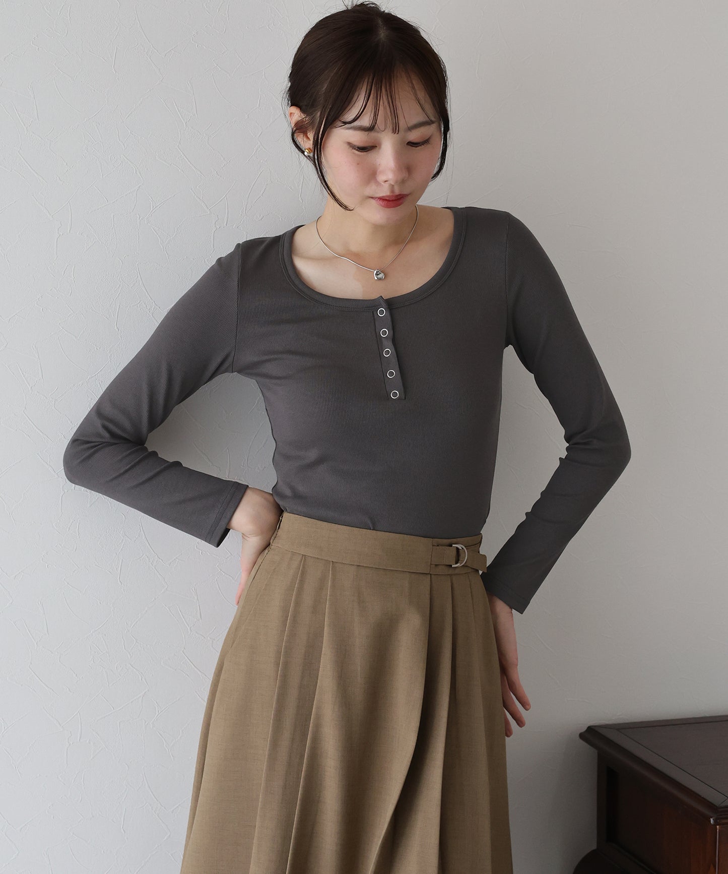 【TIME SALE】ヘンリーネック長袖Tシャツ【ネコポス】